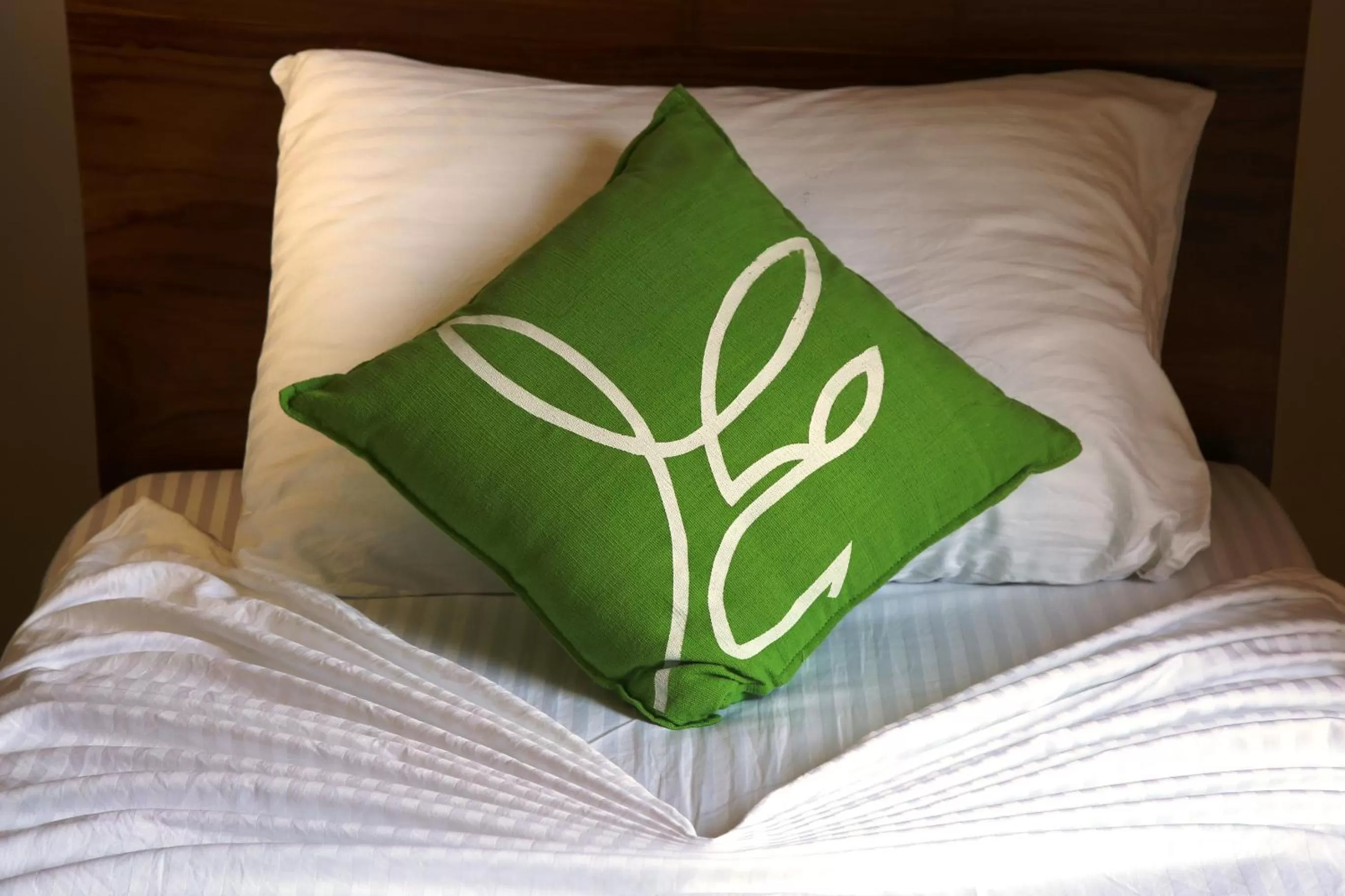 Bedroom, Bed in Honey Tree Polonnaruwa