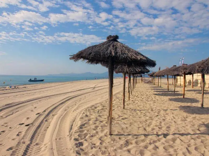 Beach in Dali Hotel