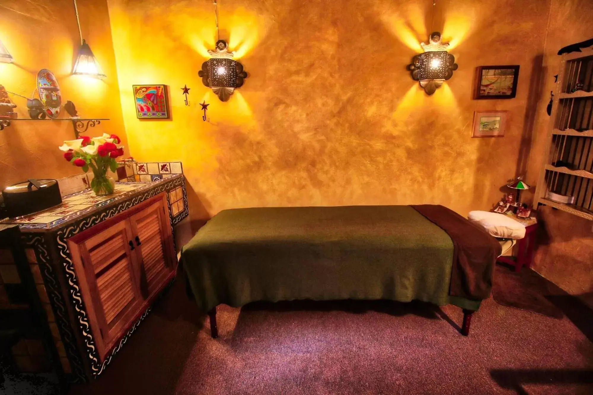 Massage, Bed in Hotel Casa Encantada