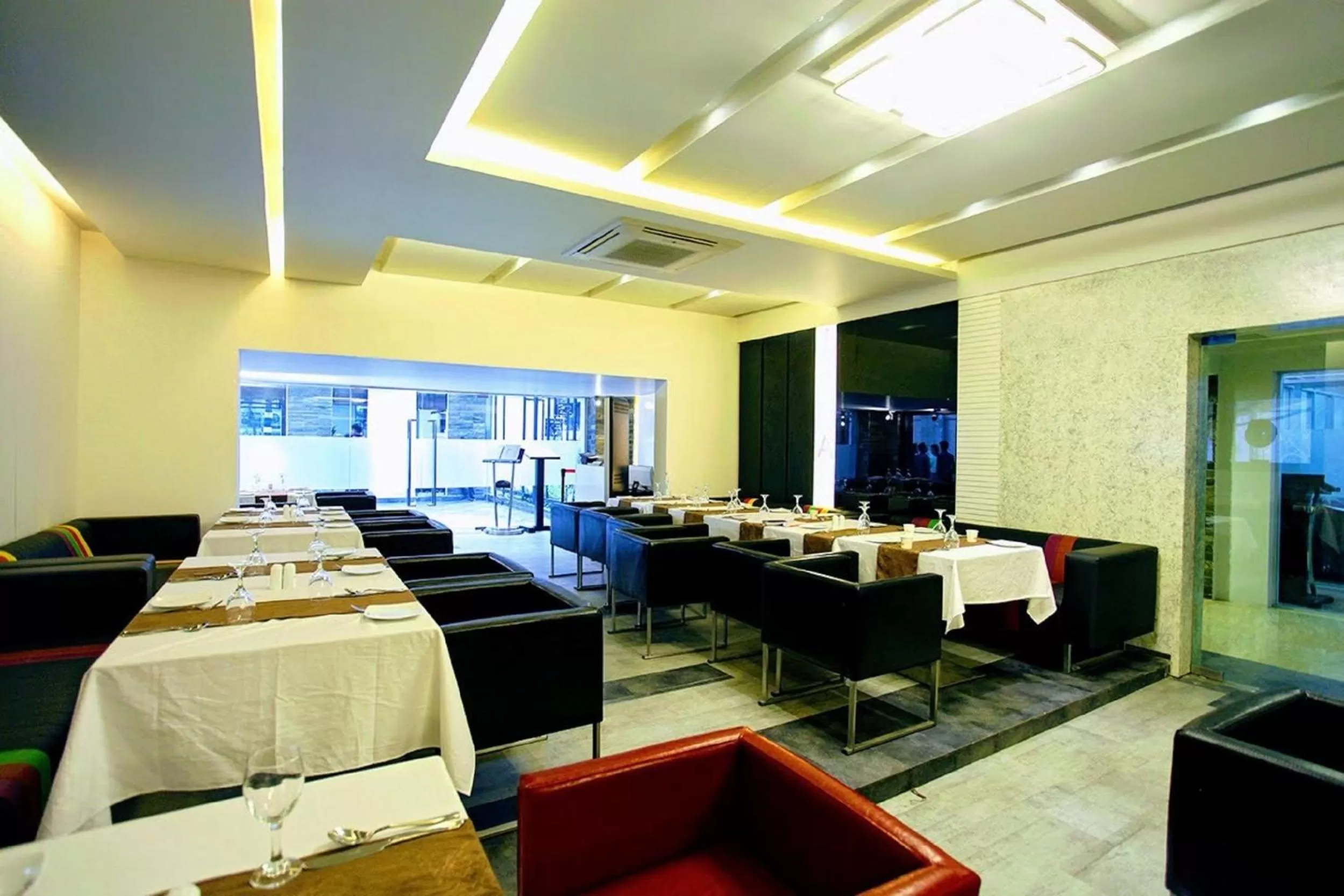 Banquet/Function facilities in D'more Dhaka Hotel & Resort