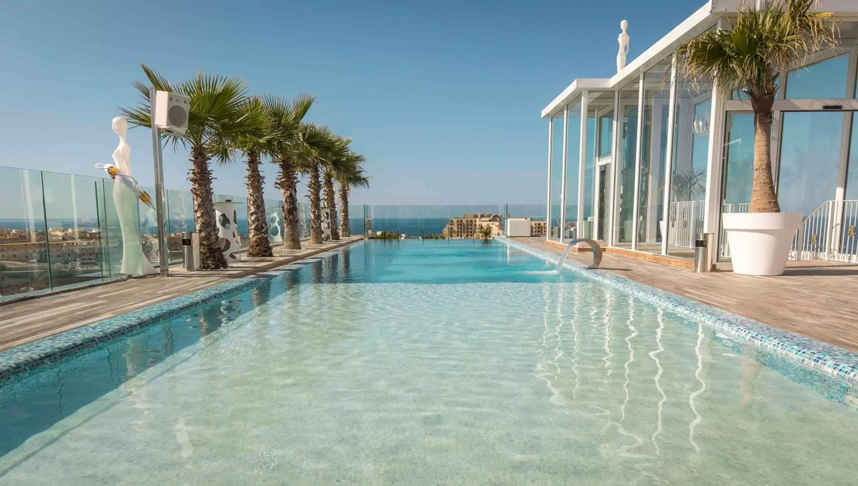 Swimming pool in H Hotel & SPA - Adults Only Swimming pool in H Hotel & SPA - Adults Only