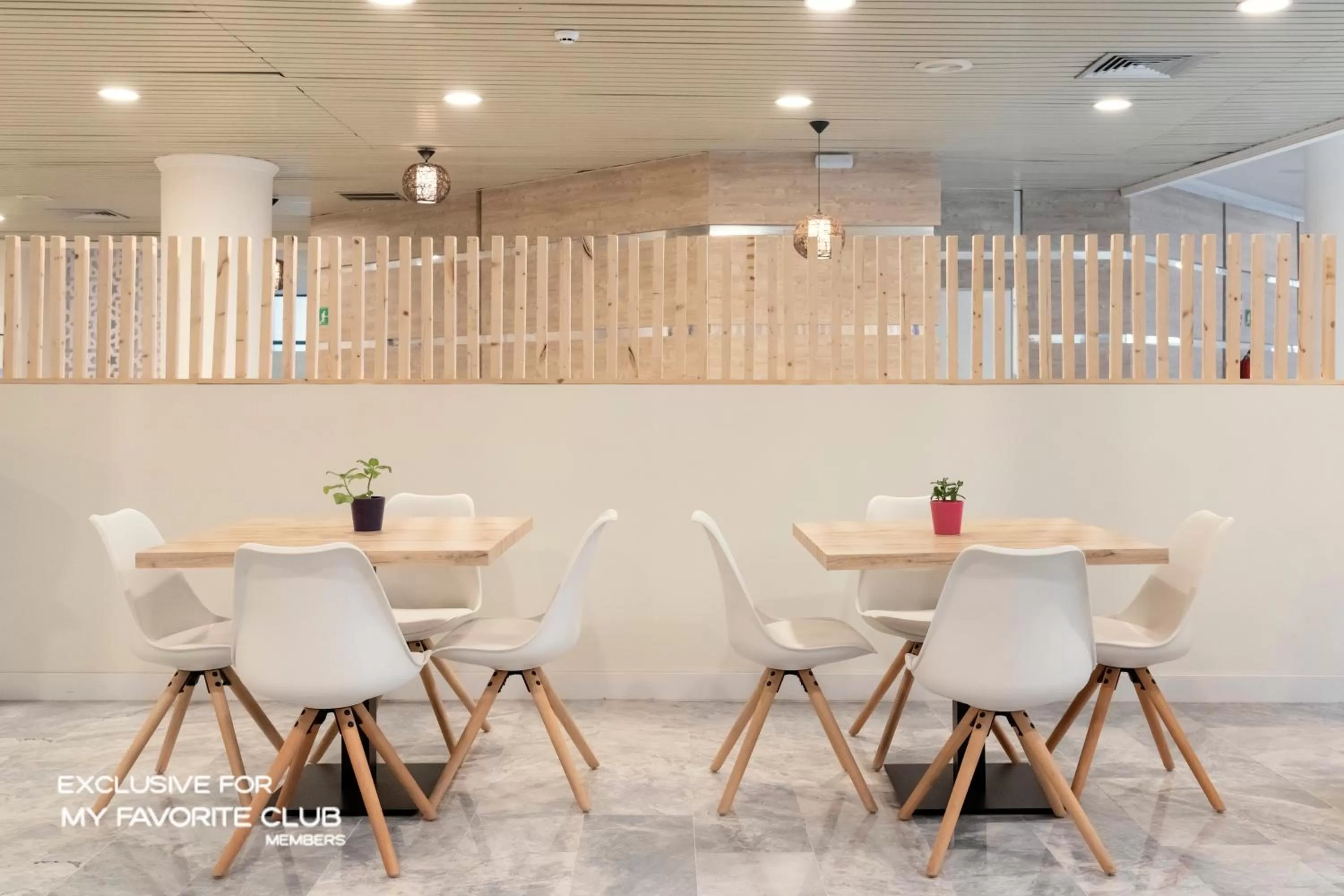 Lounge or bar in Alua Tenerife