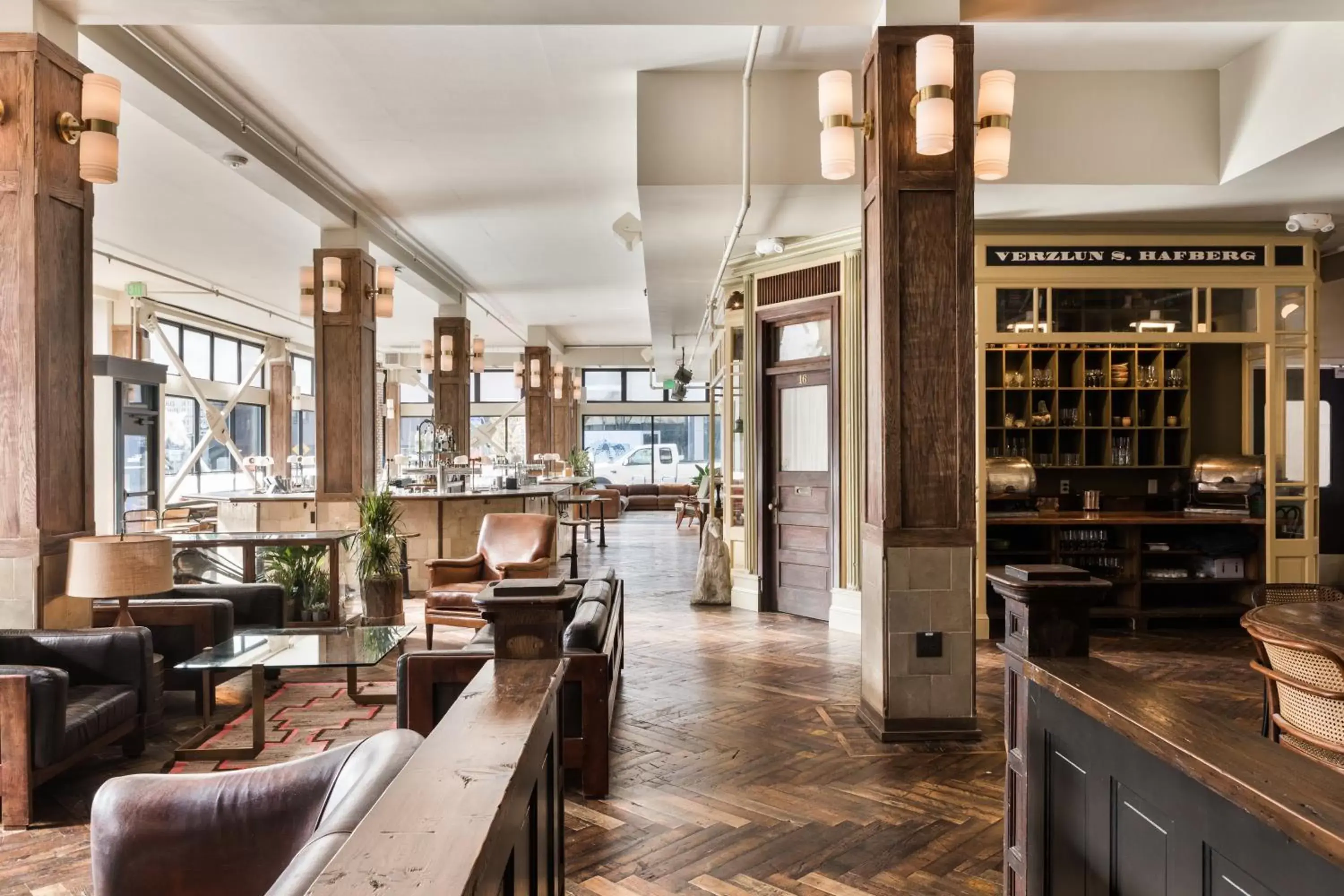 Restaurant/places to eat in KEX Hotel Restaurant/places to eat in KEX Hotel