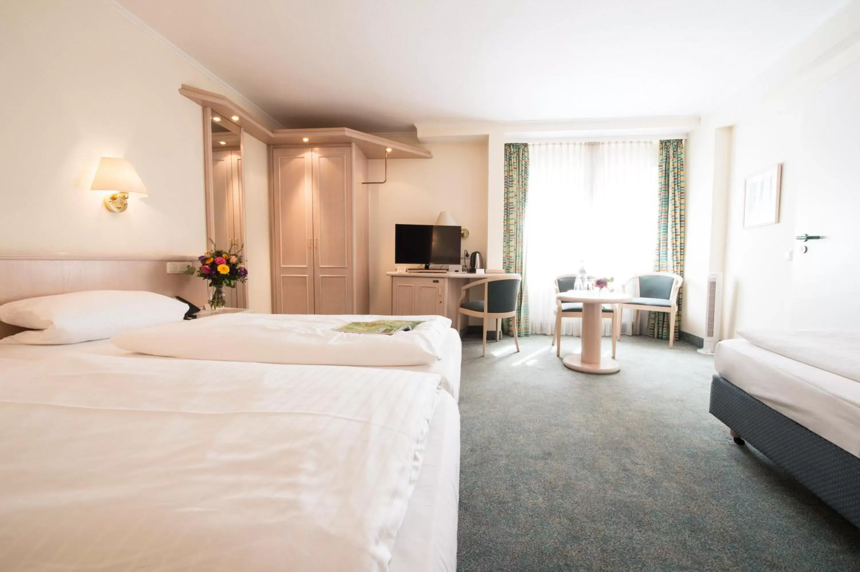 Photo of the whole room in Hotel Traube Rüdesheim Photo of the whole room in Hotel Traube Rüdesheim