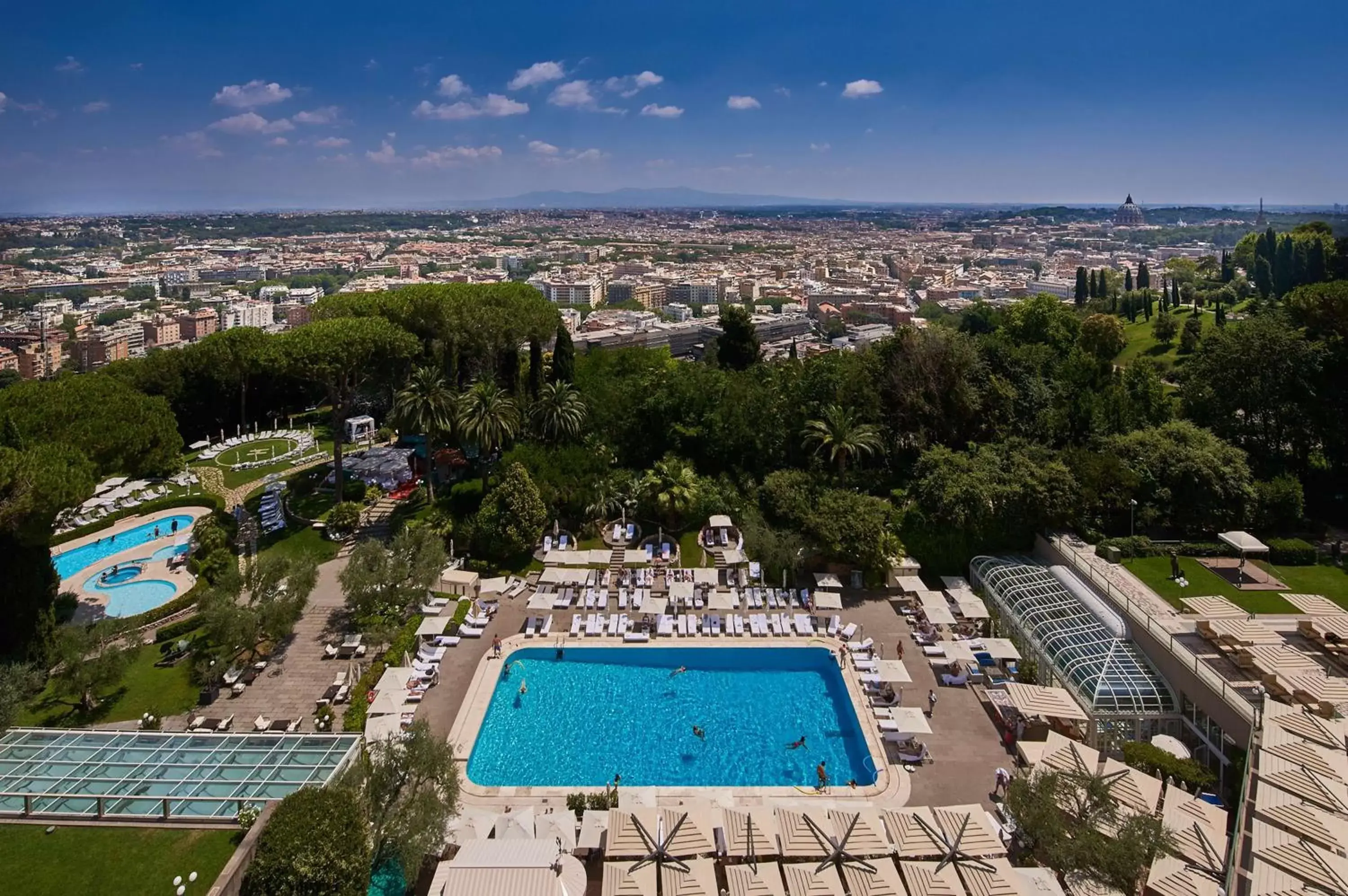 Pool view, Bird's-eye View in Rome Cavalieri, A Waldorf Astoria Hotel