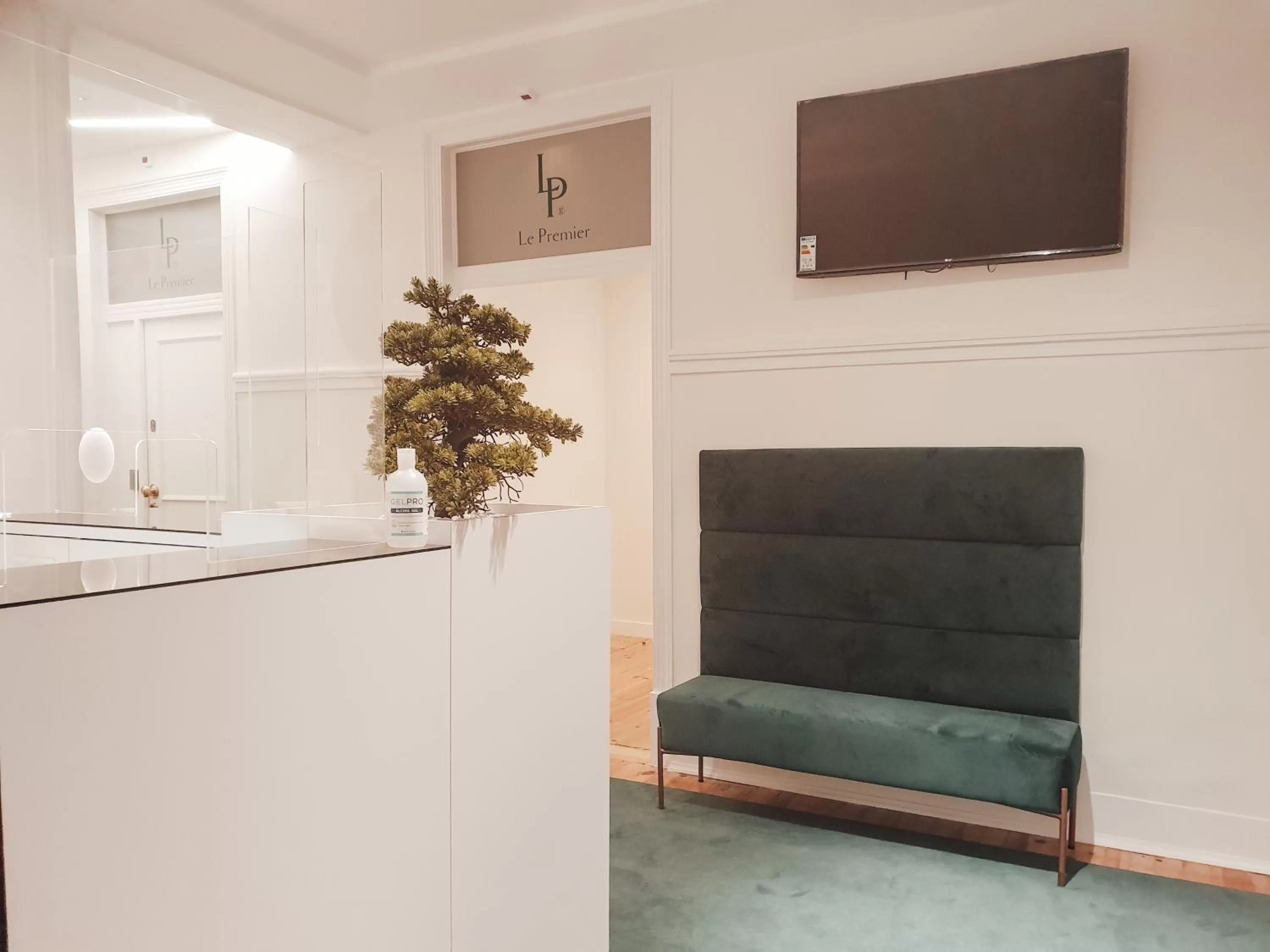 Lobby or reception in Le Premier Lisbon Suites