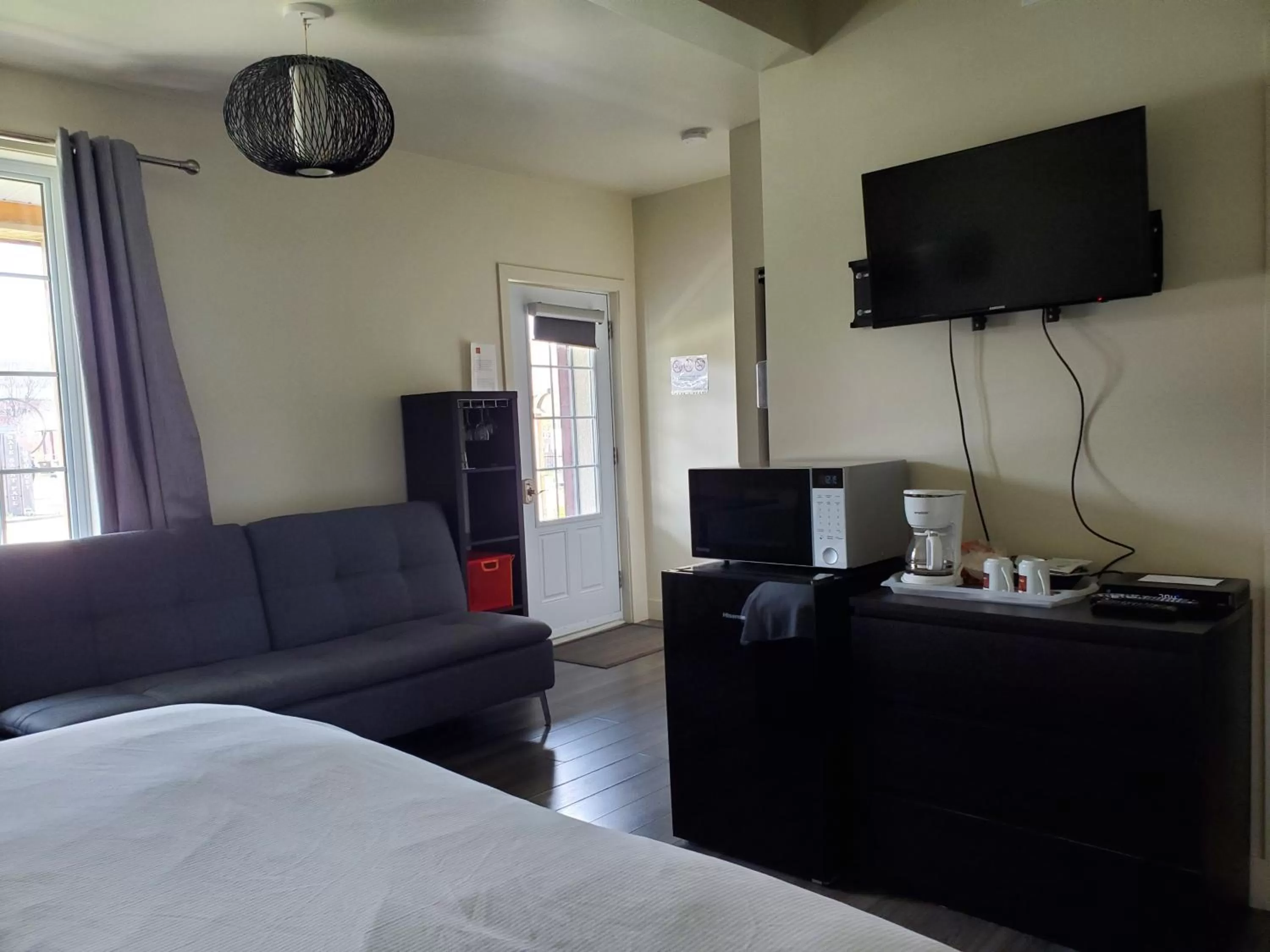 TV/Entertainment Center in Orange Bistro