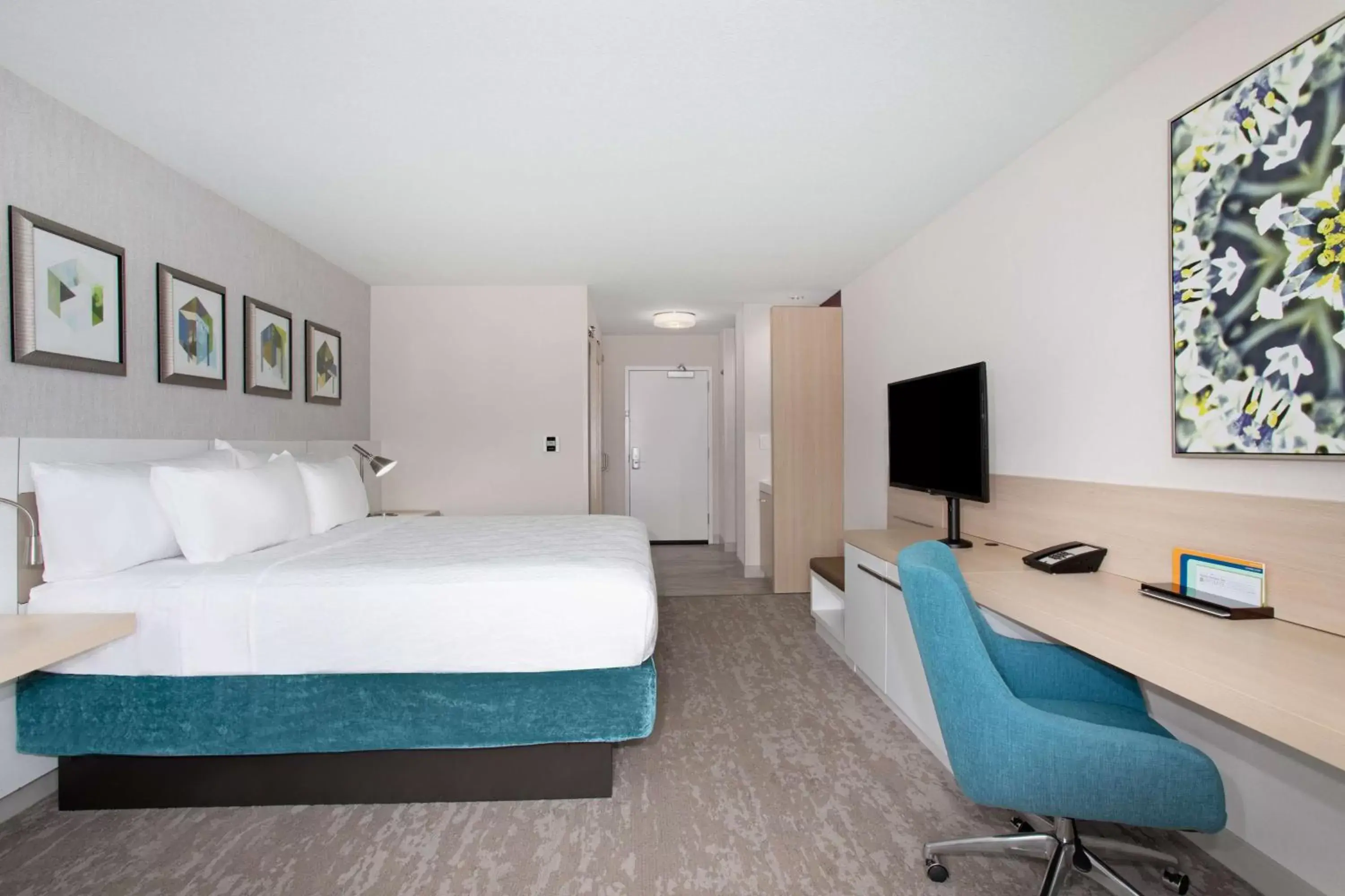 Bedroom, Bed in Hilton Garden Inn Las Vegas City Center
