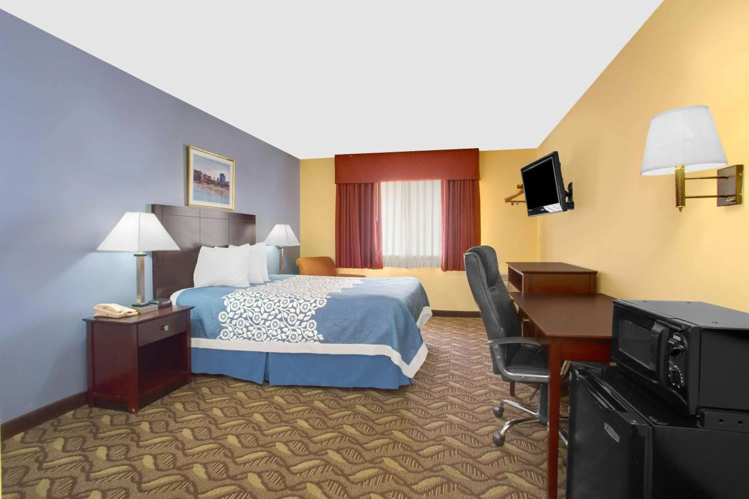 Photo of the whole room, Bed in Days Inn by Wyndham North Platte