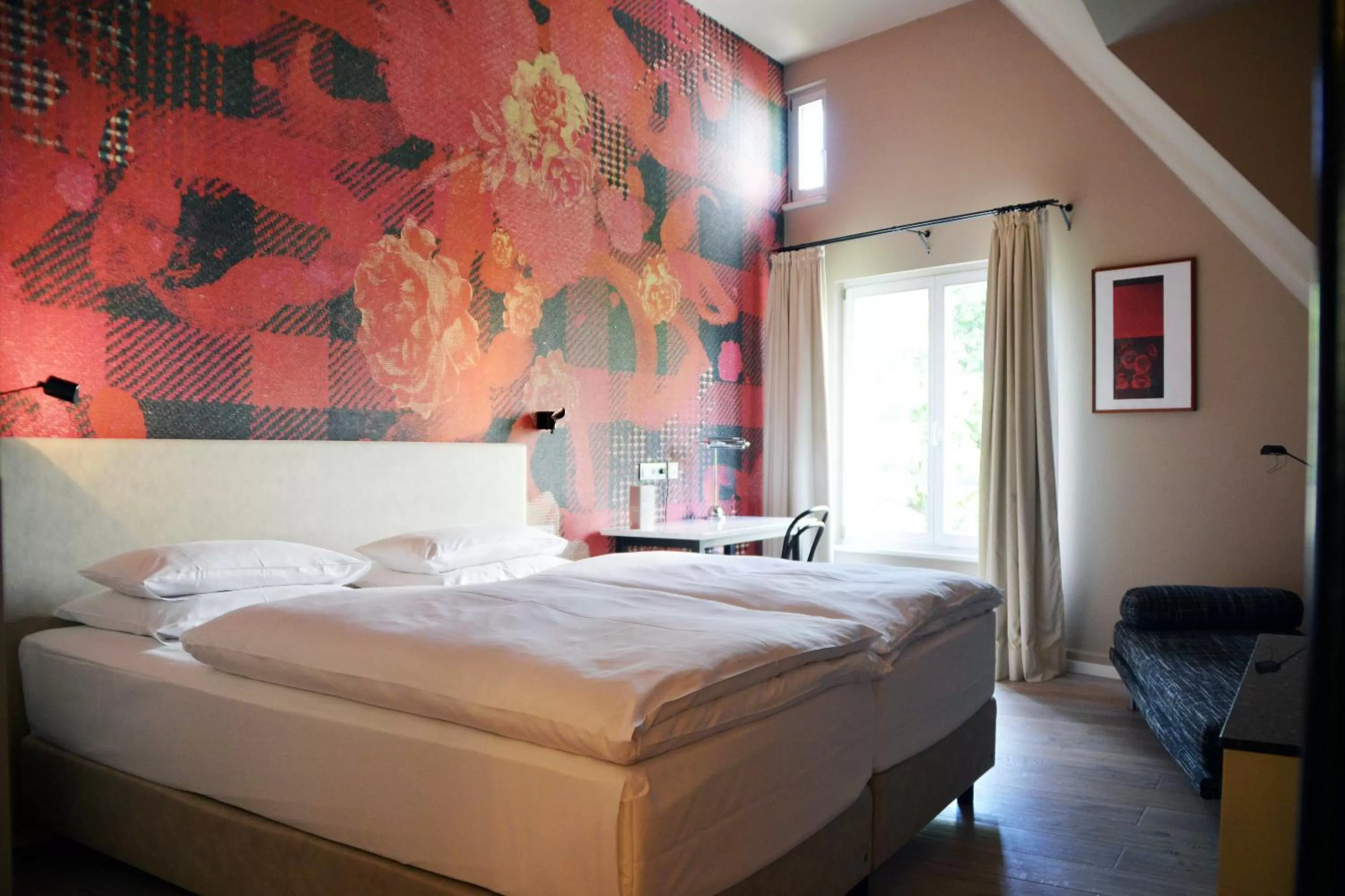 Photo of the whole room, Bed in Hotel-Restaurant Schwanen