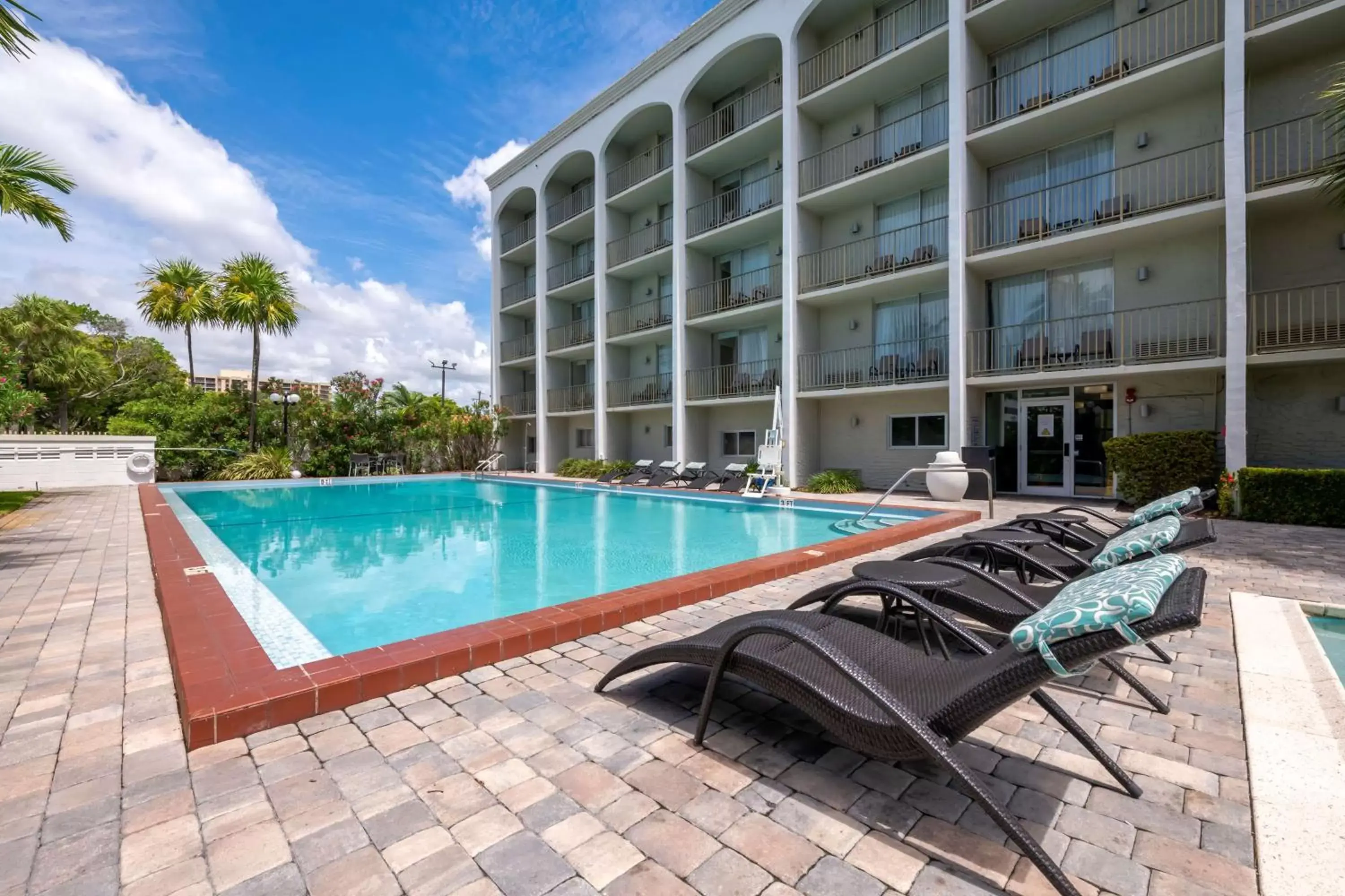 Pool view, Swimming Pool in Best Western Plus North Miami-Bal Harbour