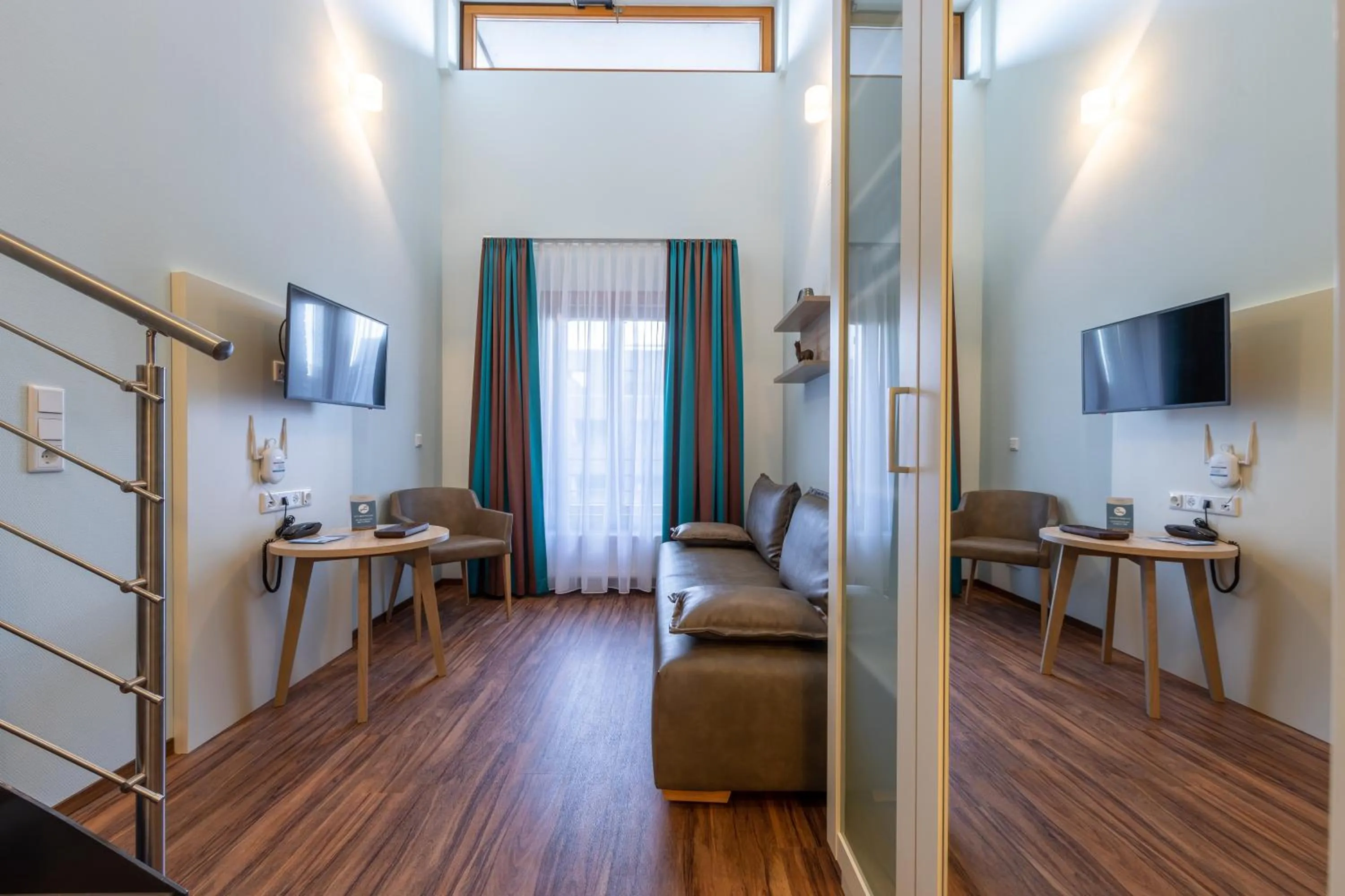 TV and multimedia in Trip Inn Residence City Center