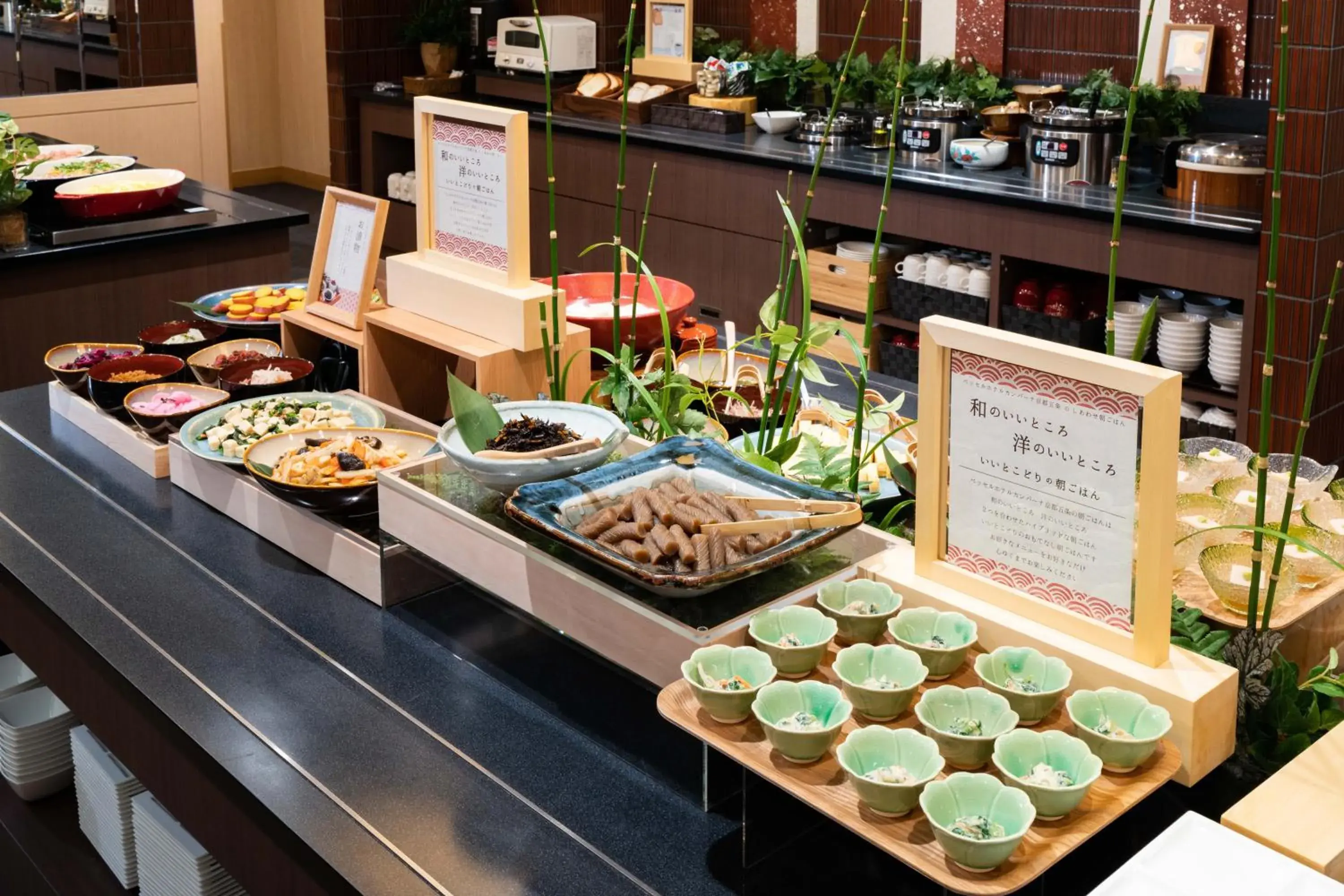 Buffet breakfast in Vessel Hotel Campana Kyoto Gojo