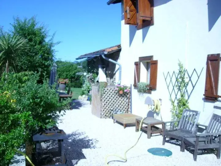 Garden in Les Glycines