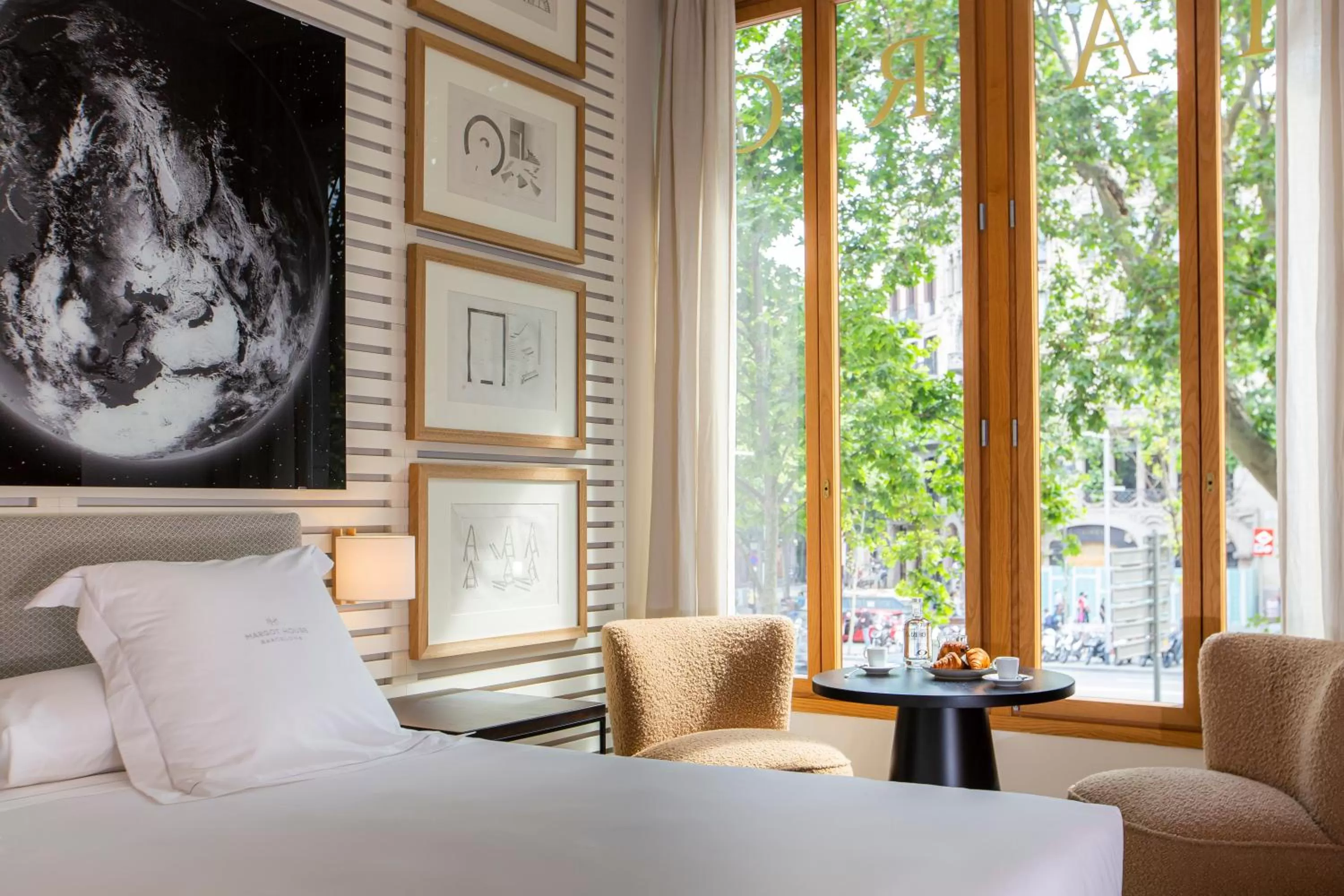 Street view, Bed in Hotel Margot House Barcelona