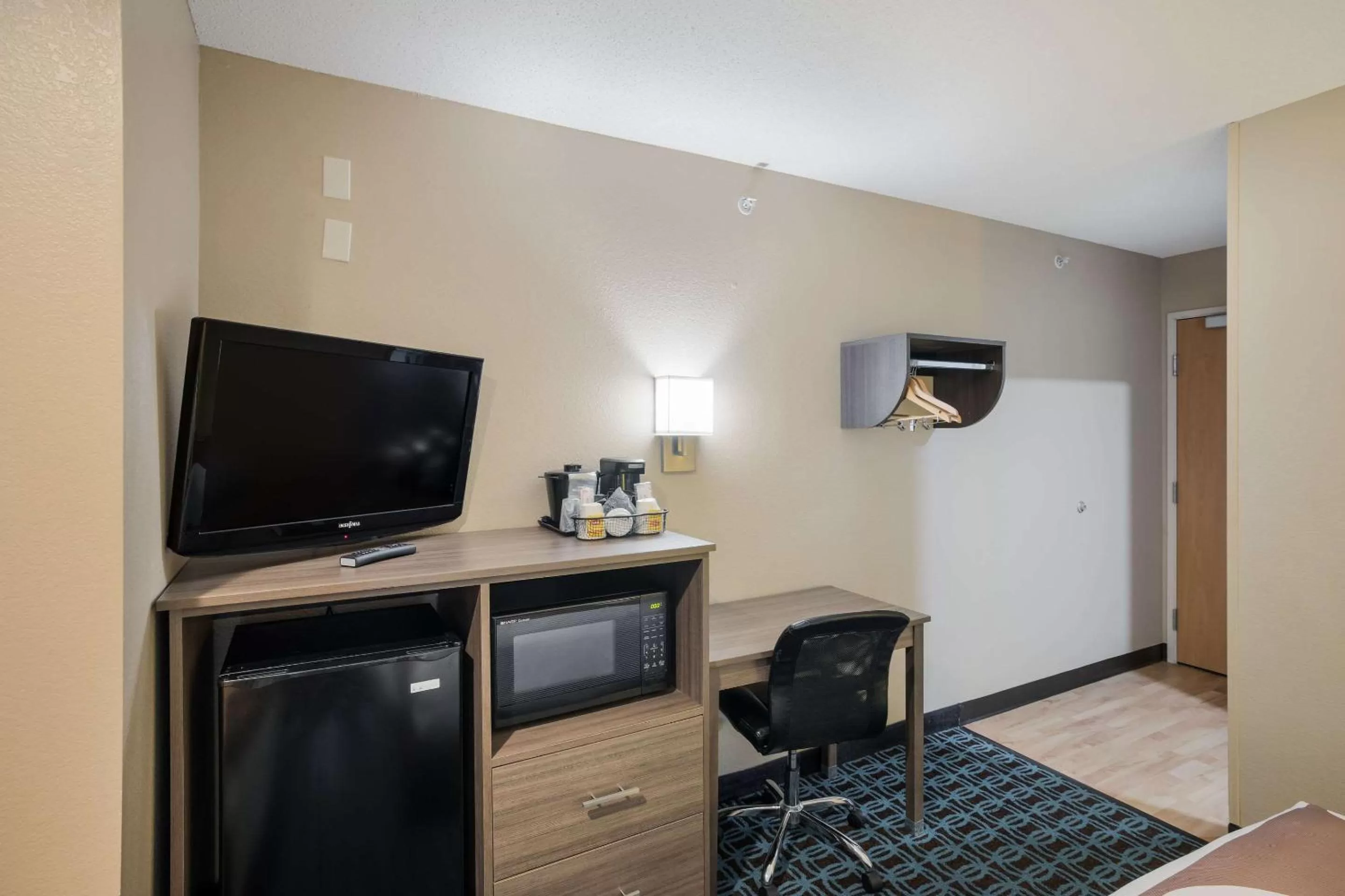 Photo of the whole room in Quality Inn & Suites Blue Springs - Kansas City