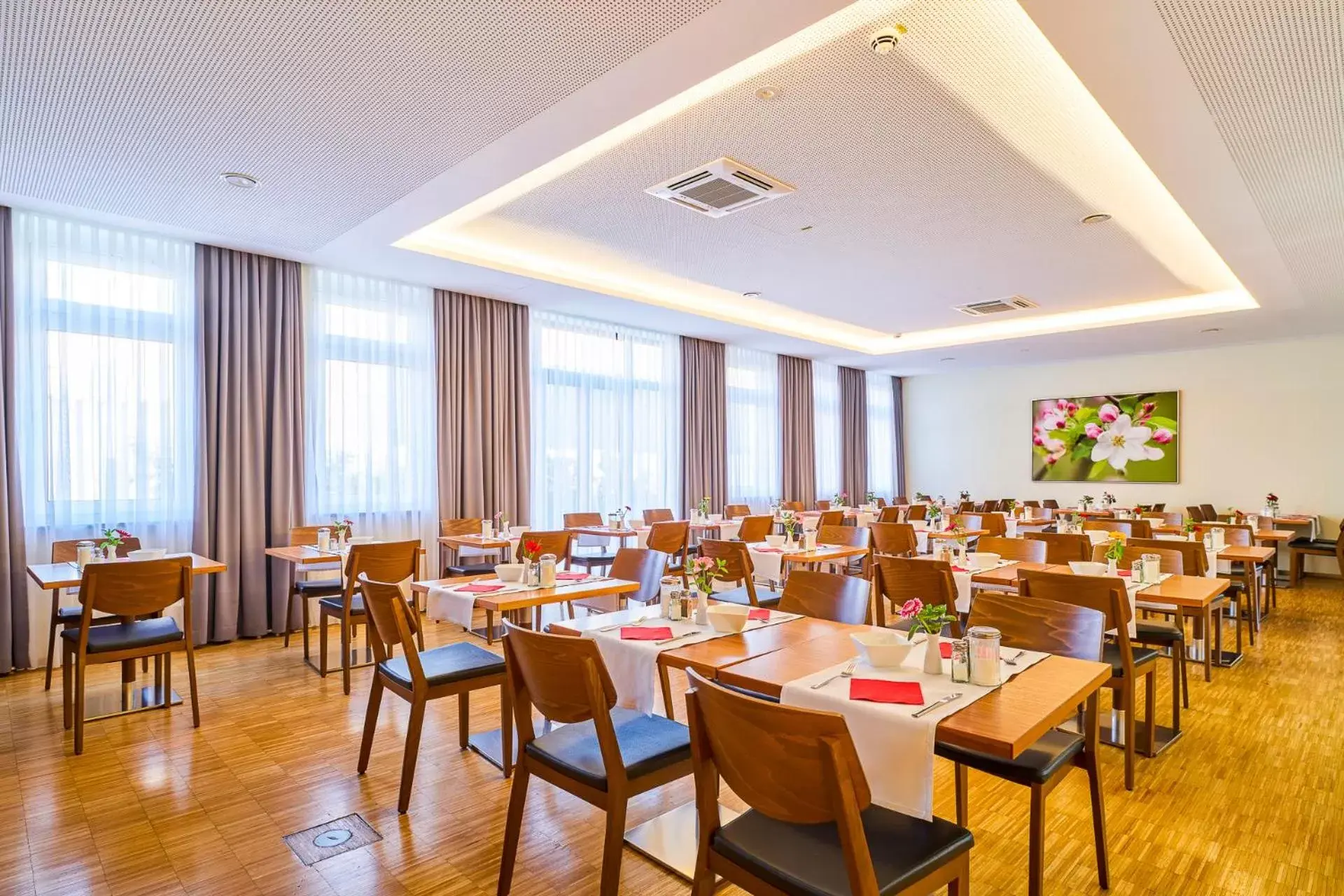 Restaurant/Places to Eat in Hotel Apfelbaum