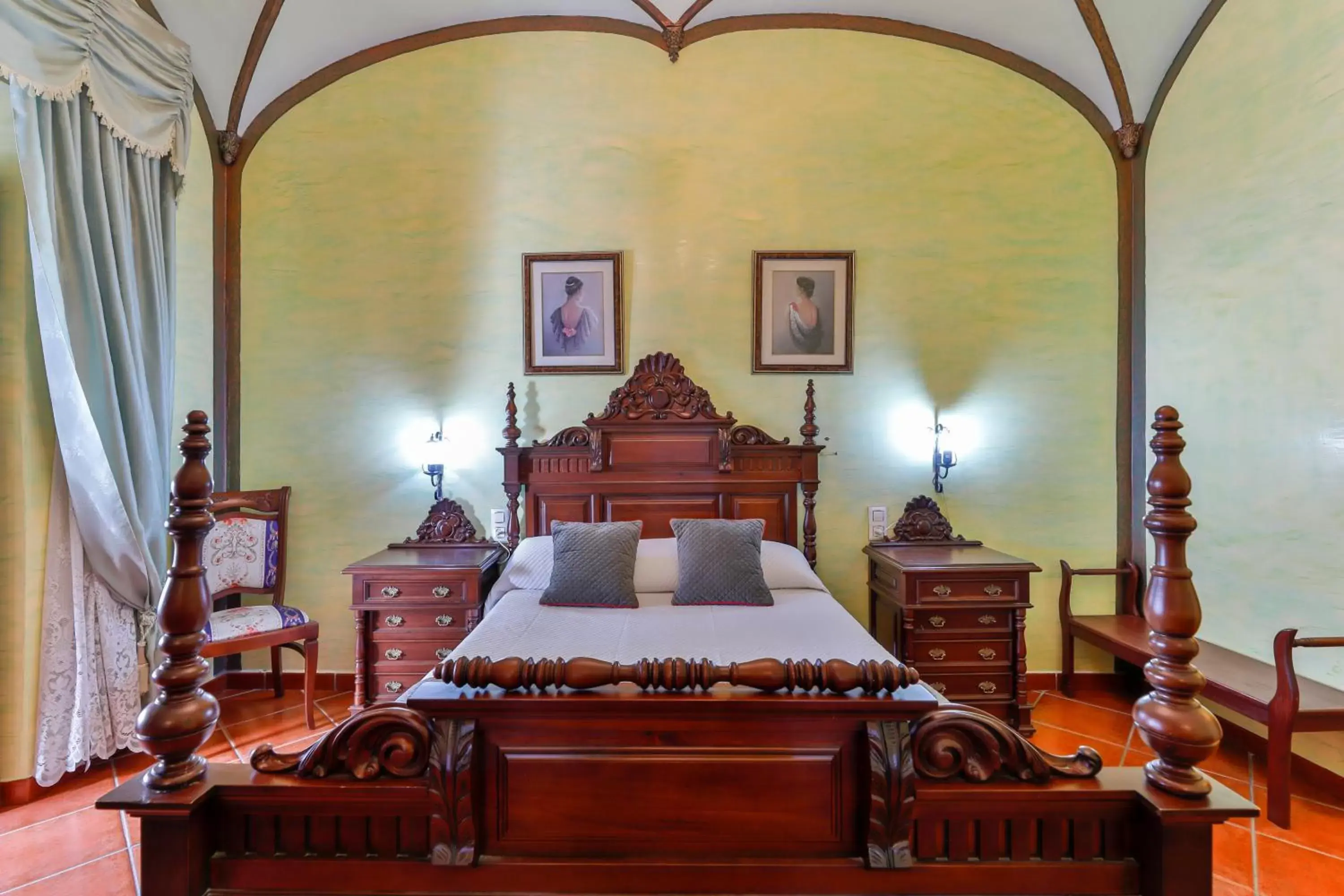 Bedroom, Bed in Hotel Las Palmeras by Vivere Stays