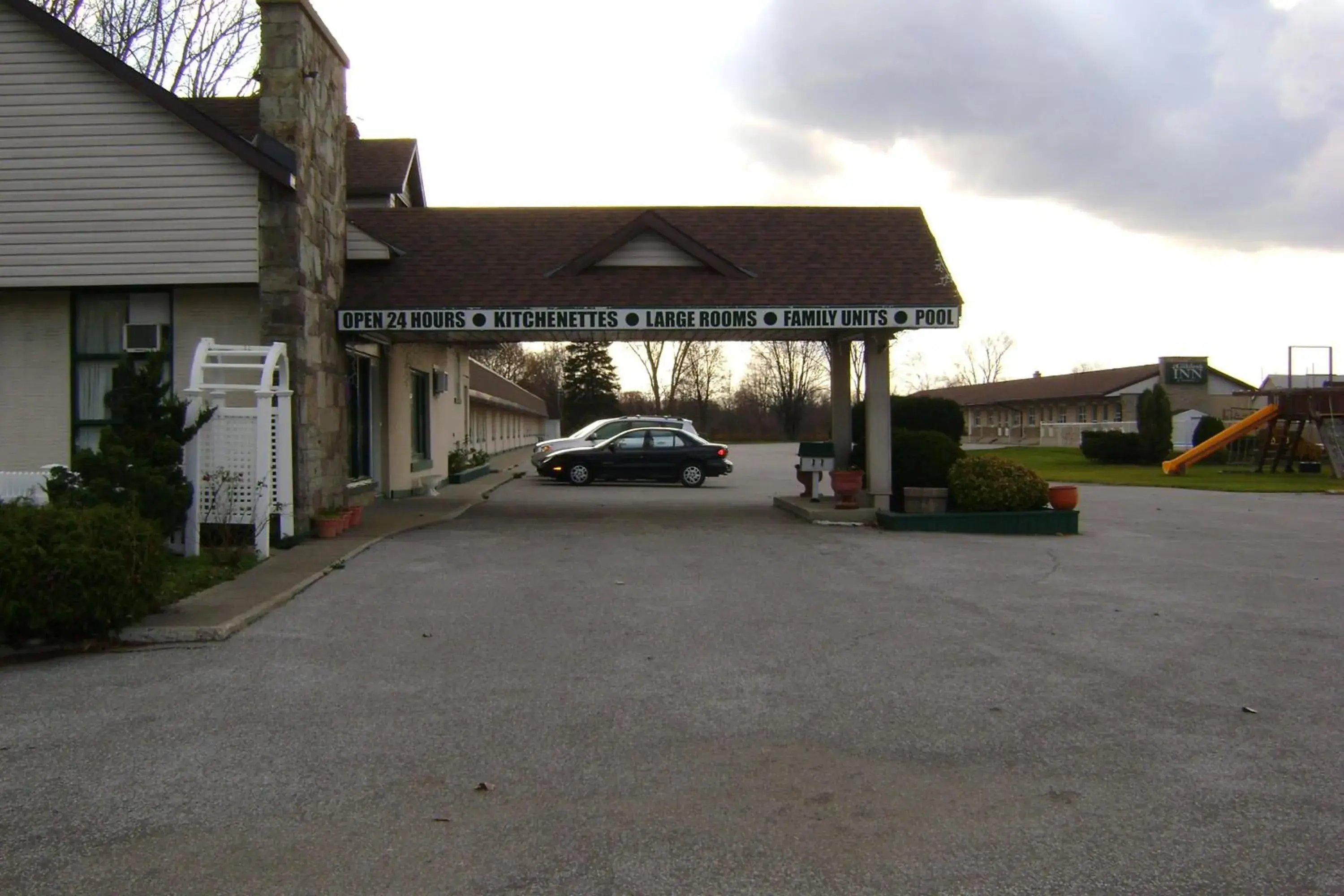 Facade/entrance, Property Building in The Gables Inn