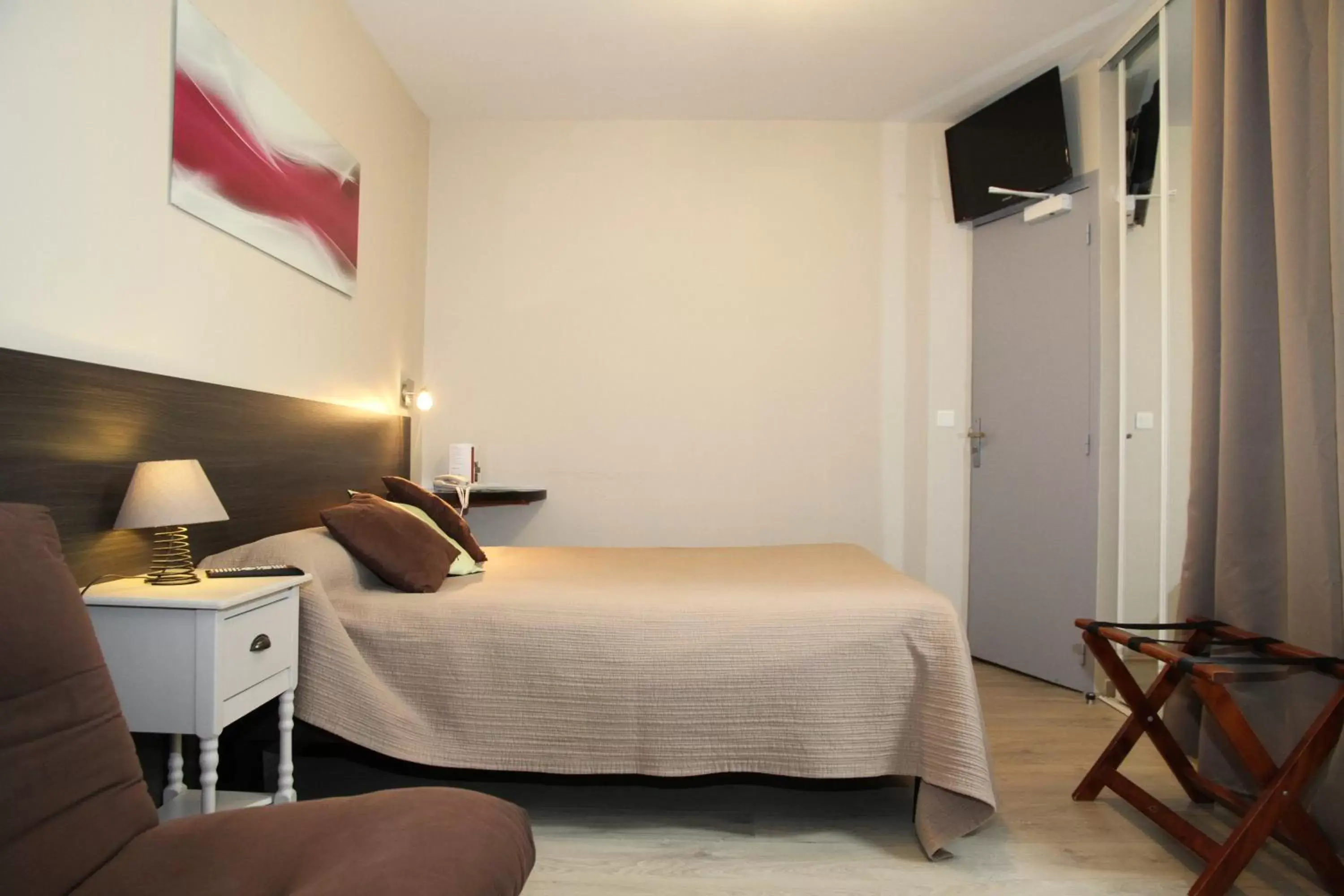 Bedroom, Bed in Hotel Saint Germain