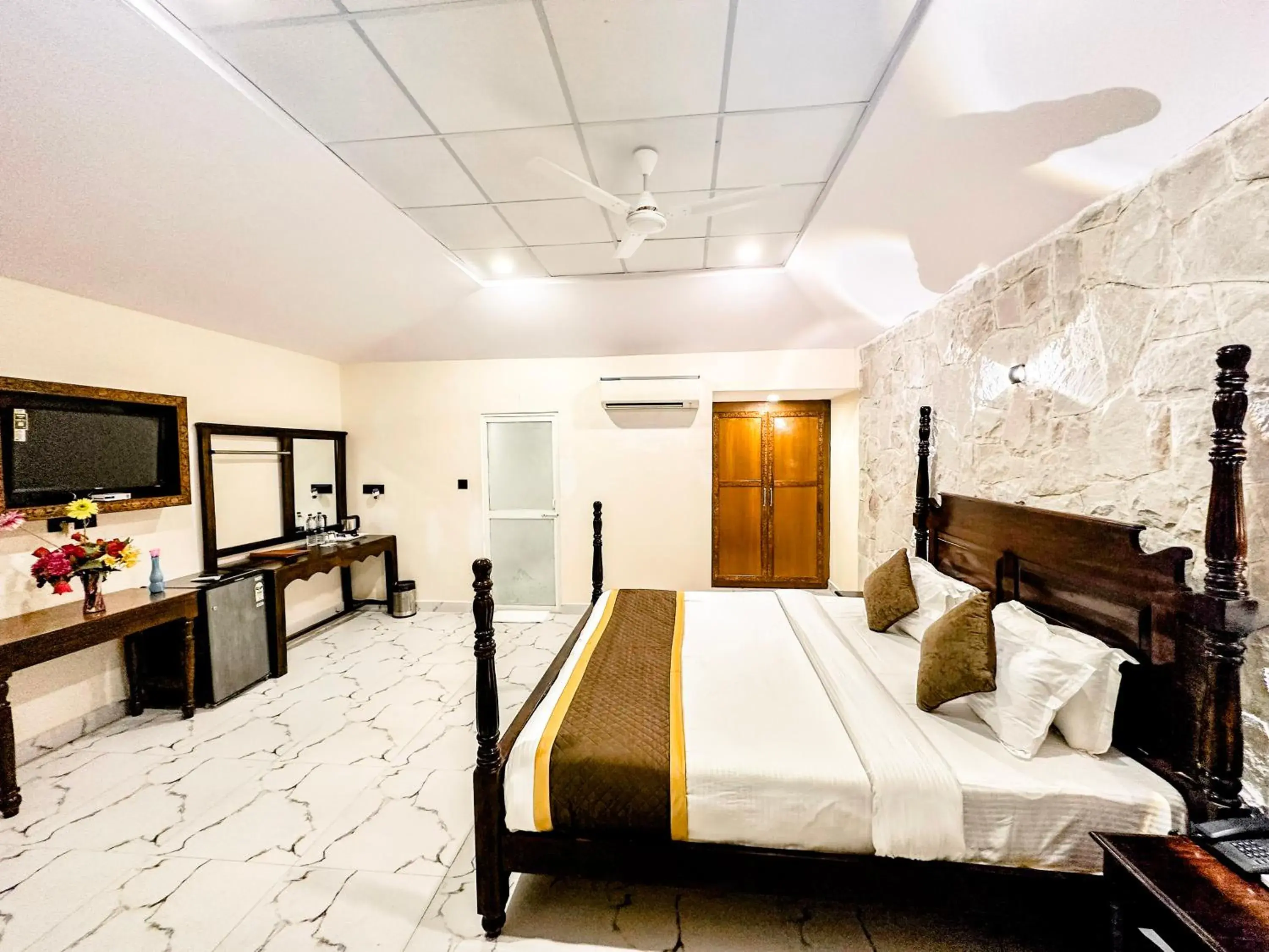 Bedroom in Ranthambhore National Resort