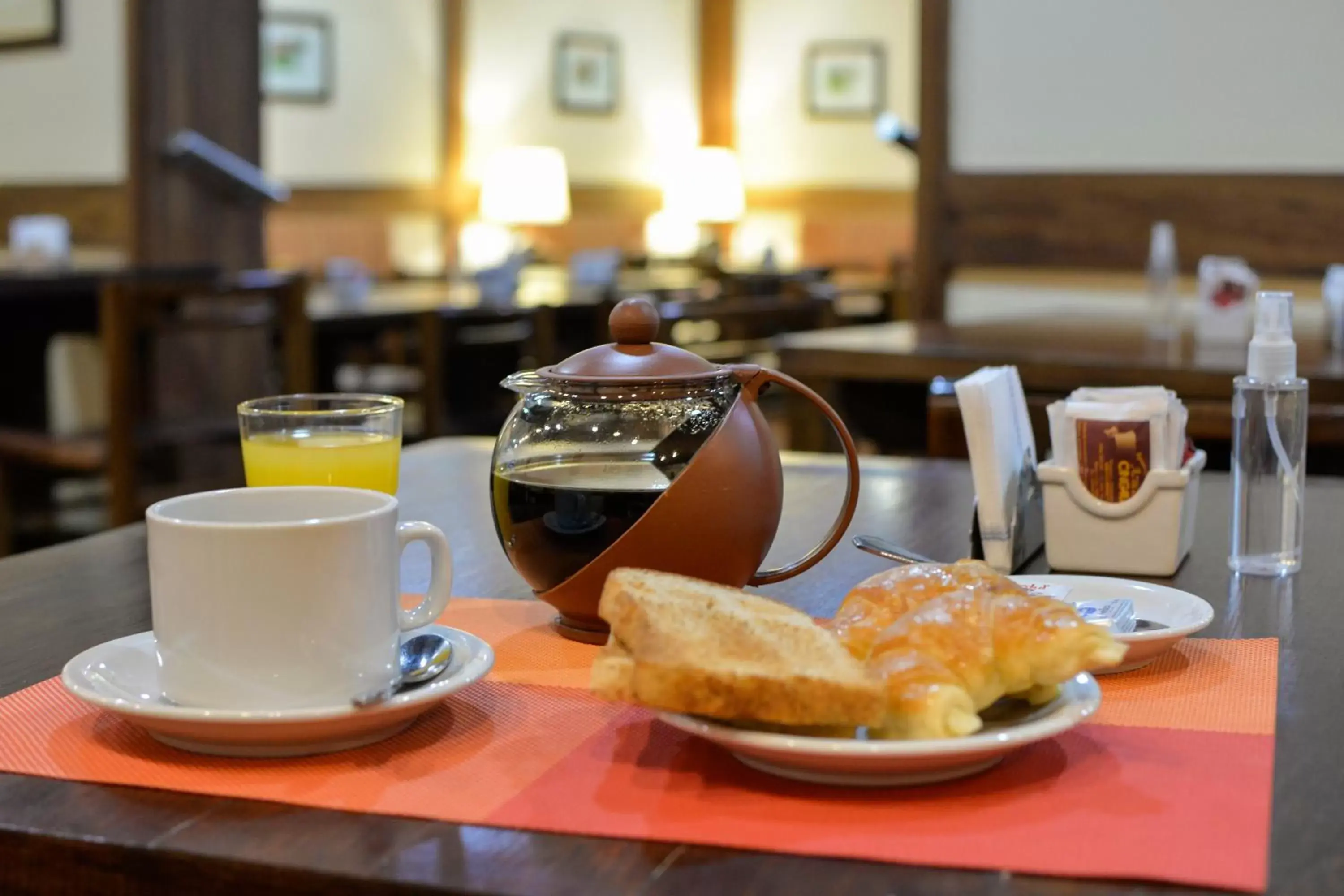 Breakfast in Hotel Centro Naval