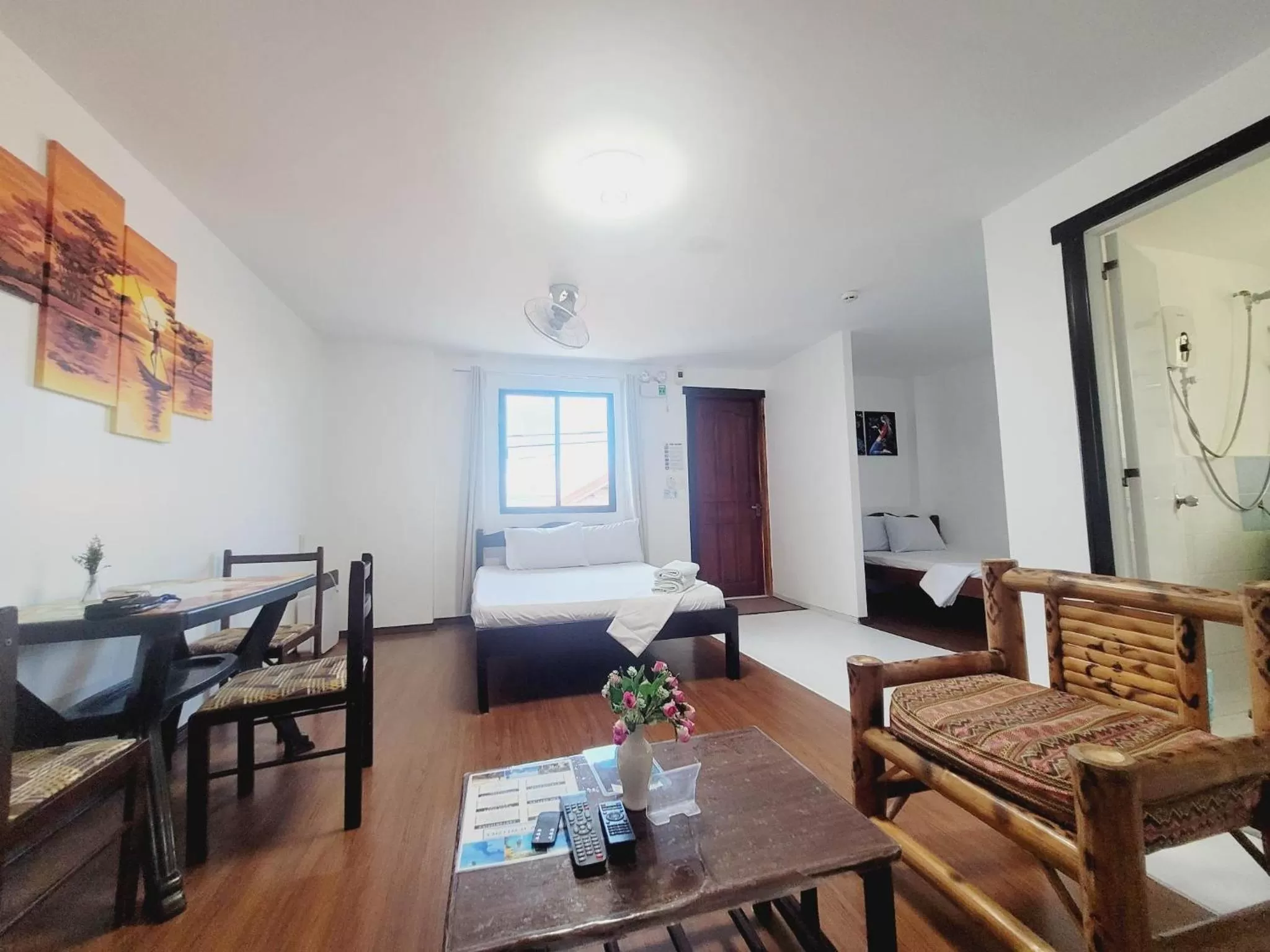 Bed in Gaja Go Dive & Inn