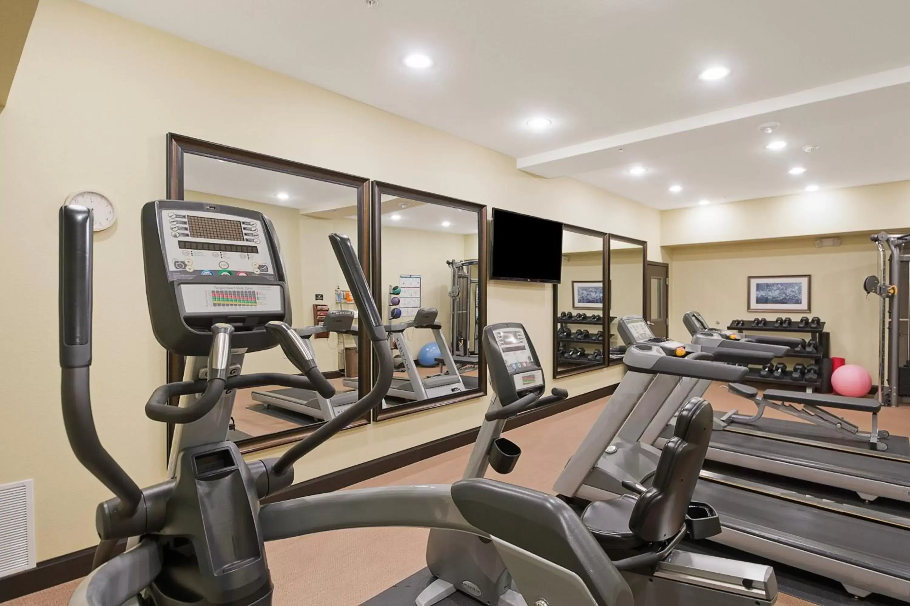 Spa and wellness centre/facilities in Staybridge Suites Longview by IHG Spa and wellness centre/facilities in Staybridge Suites Longview by IHG