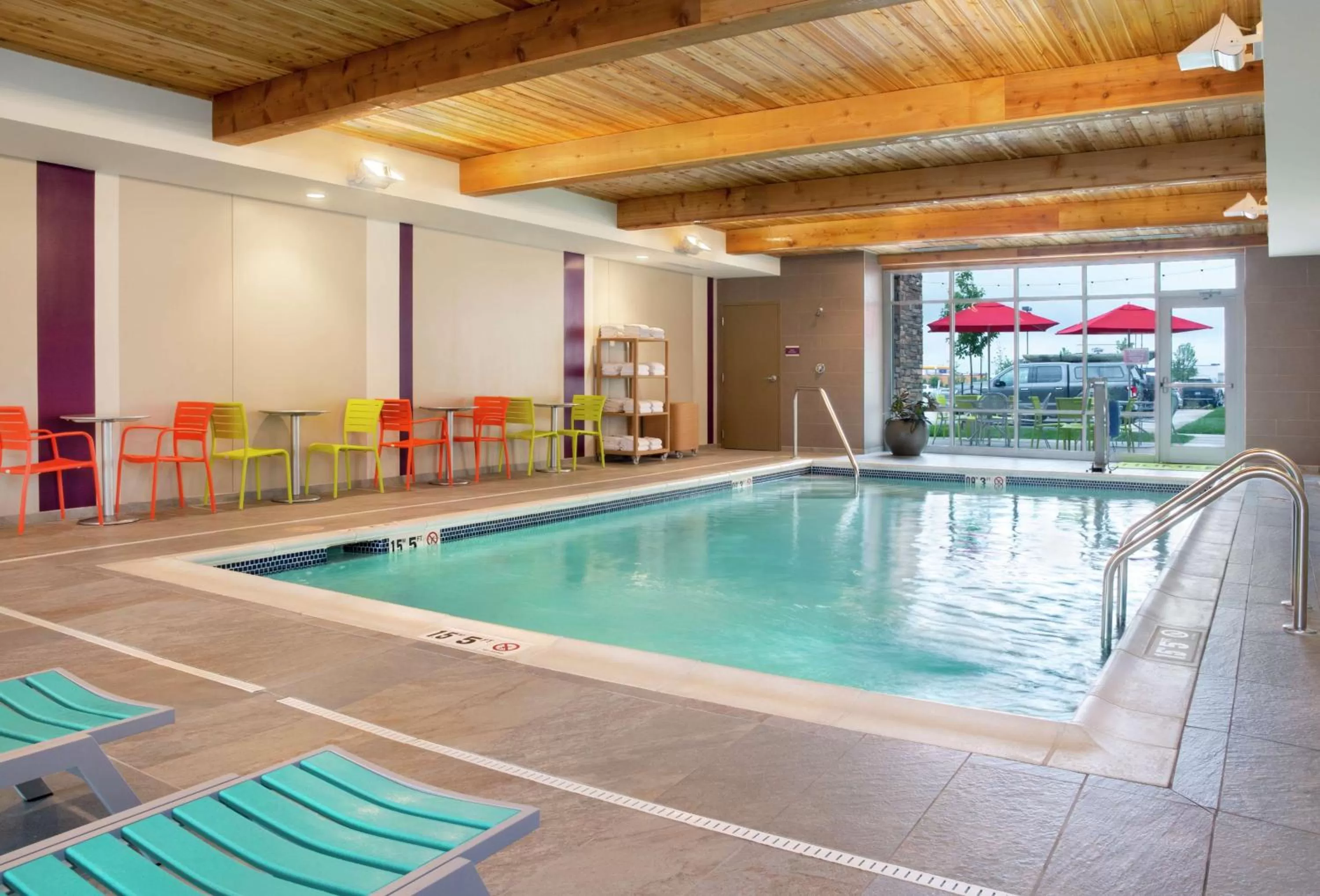 Pool view in Home2 Suites By Hilton Indianapolis Greenwood