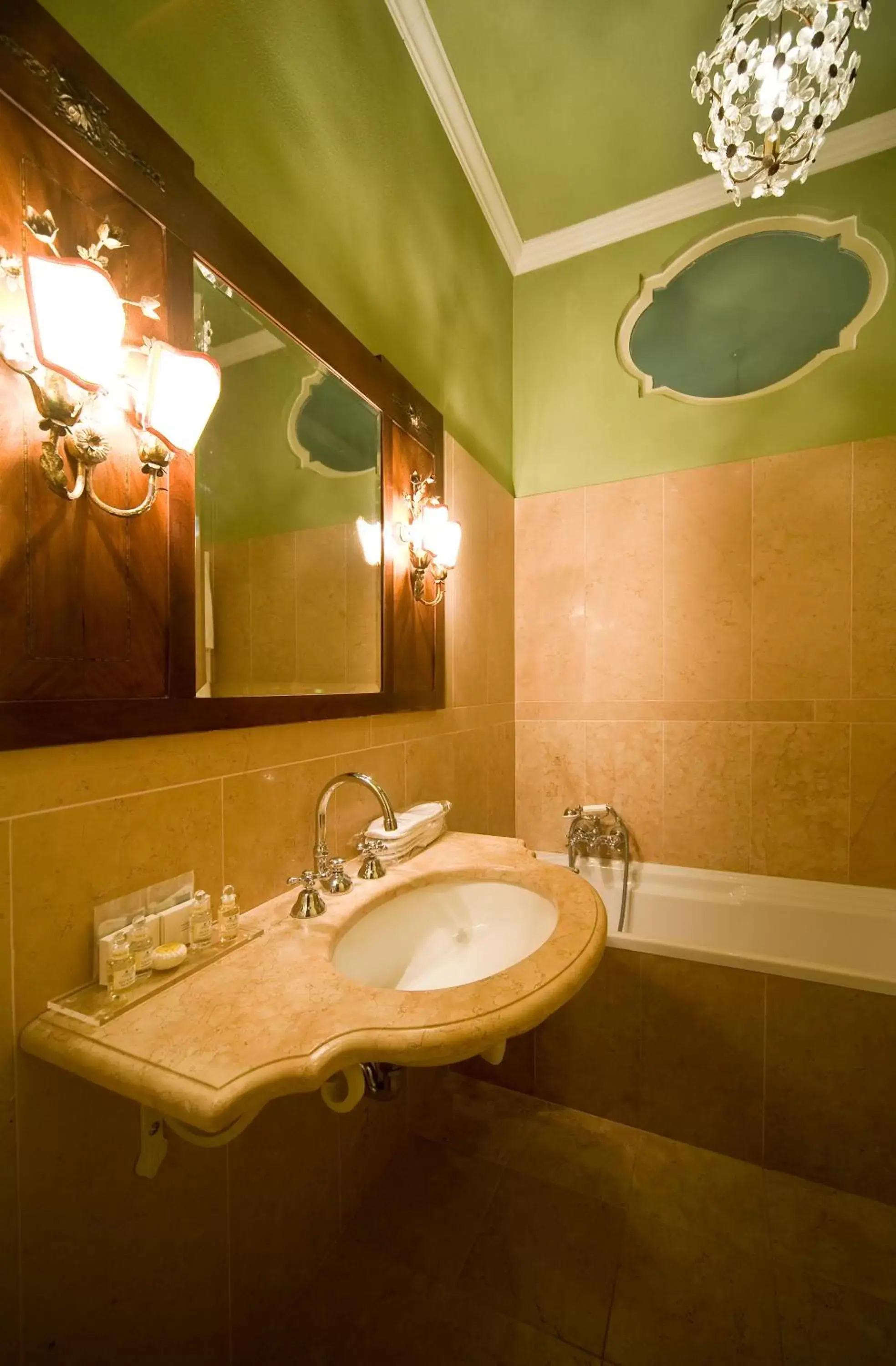 Toilet, Bathroom in Palazzo Dalla Rosa Prati