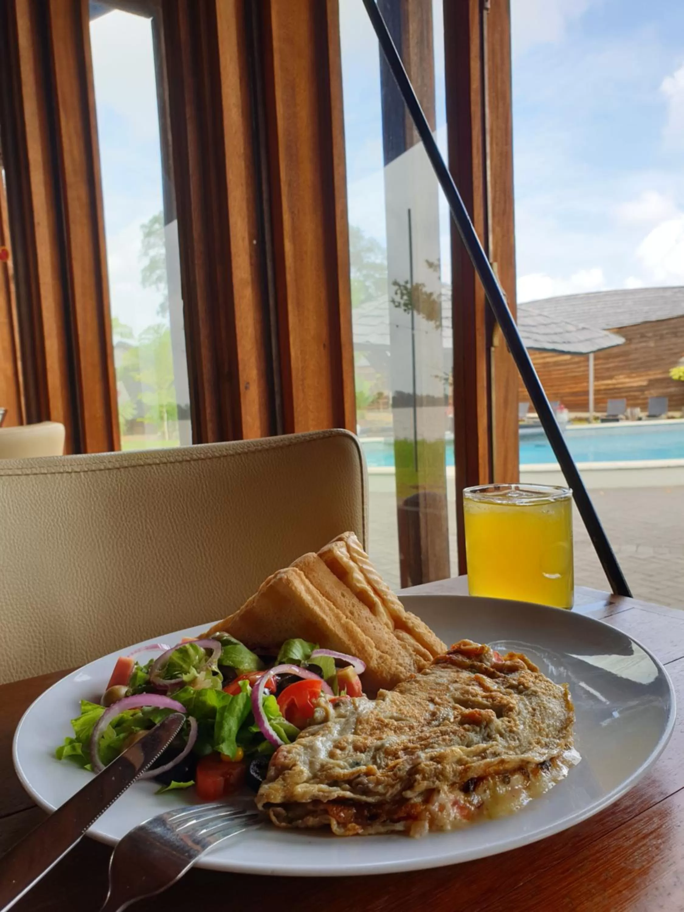 Food and drinks in Houttuyn Wellness River Resort