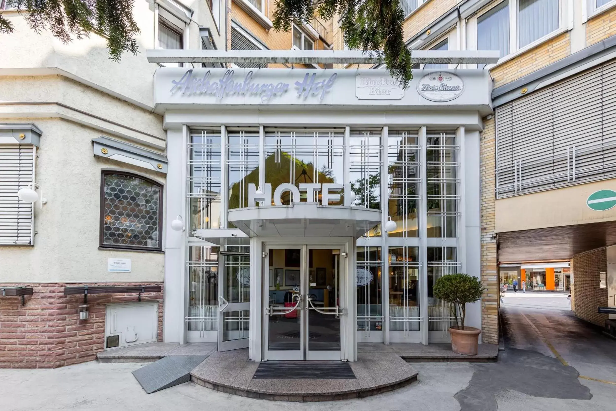 Facade/entrance in Trip Inn Aschaffenburger Hof