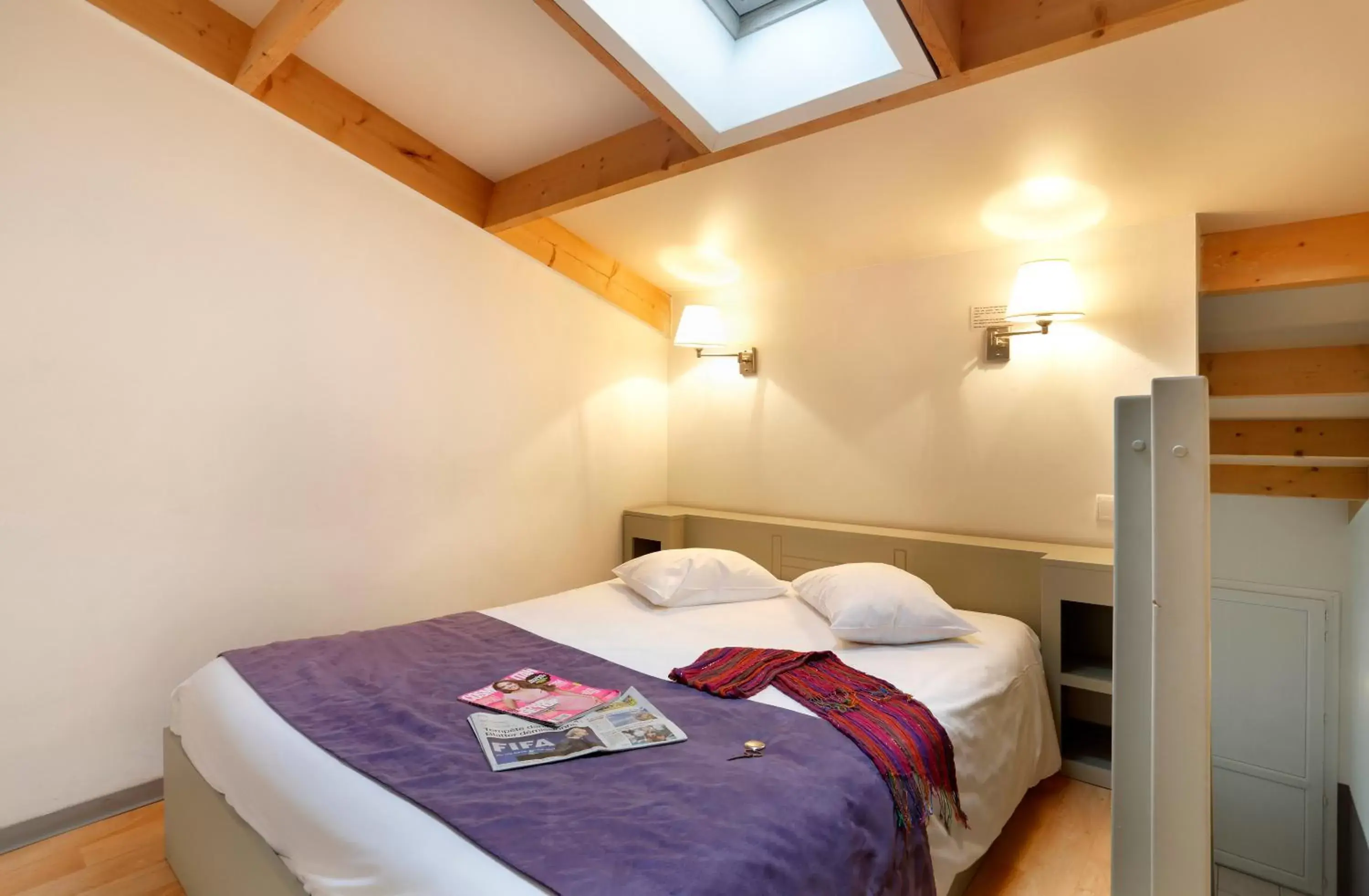 Bedroom, Bed in Vacancéole - Résid'Price