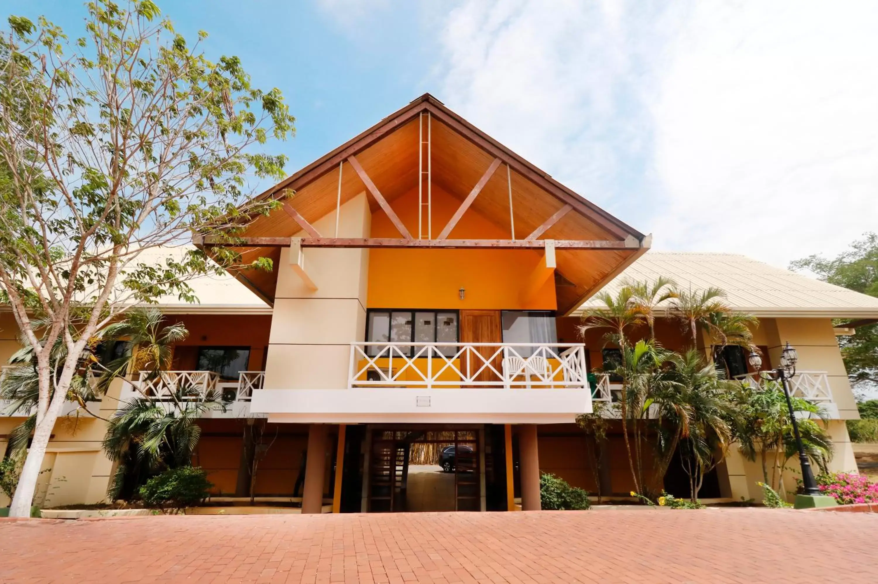 Property Building in Hotel Faranda Guayacanes