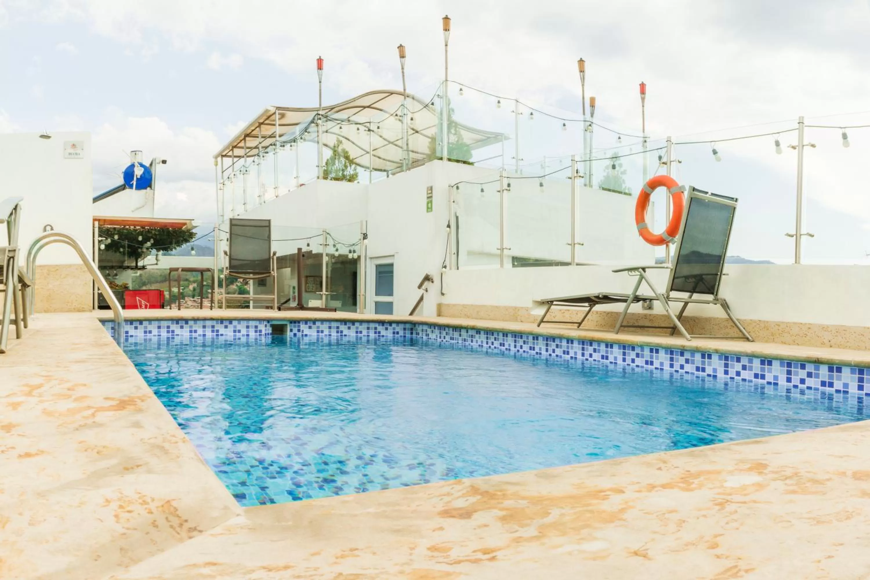 Swimming pool in Hotel Grand H&R
