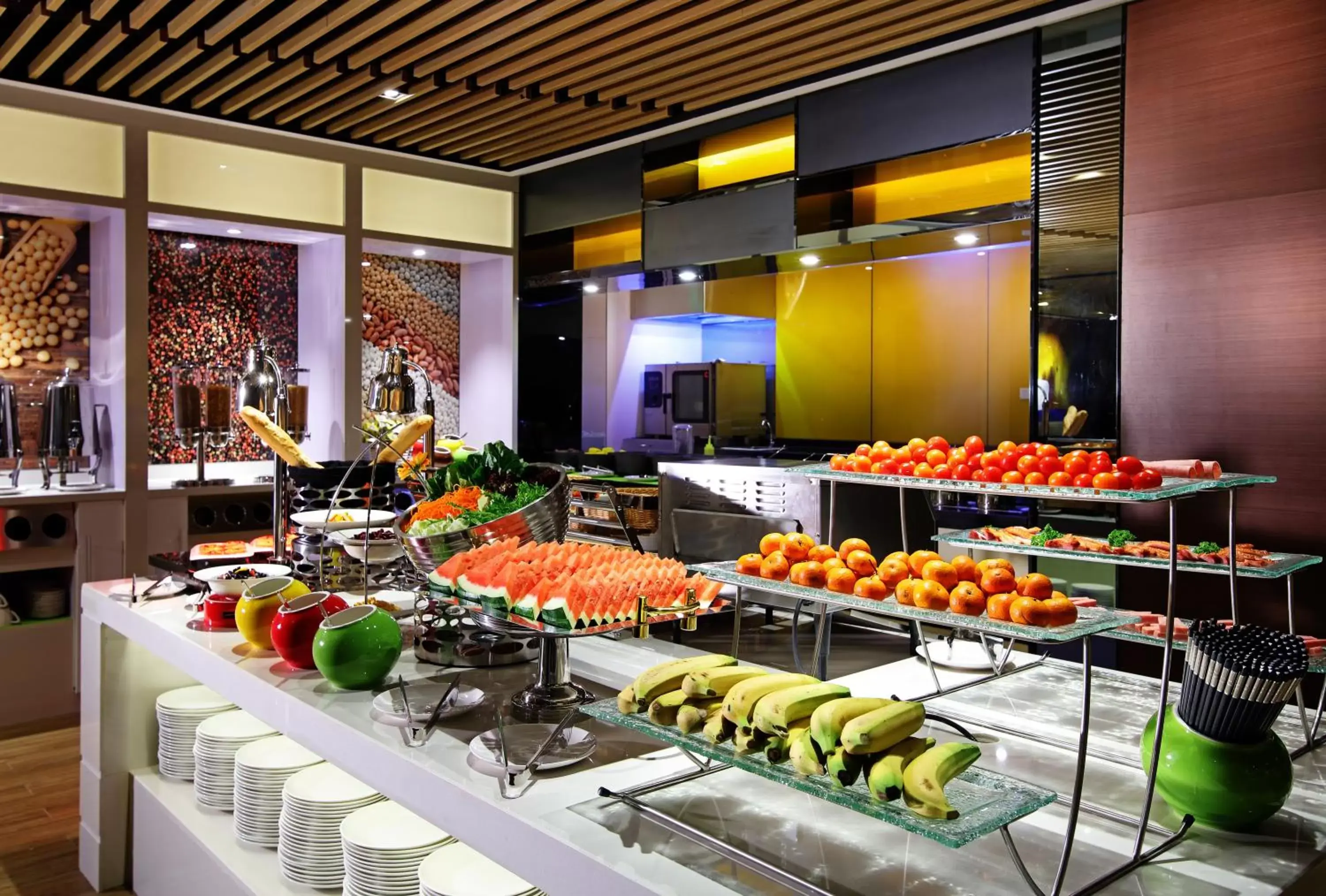 Restaurant/places to eat in Hampton by Hilton Guangzhou Zhujiang New Town