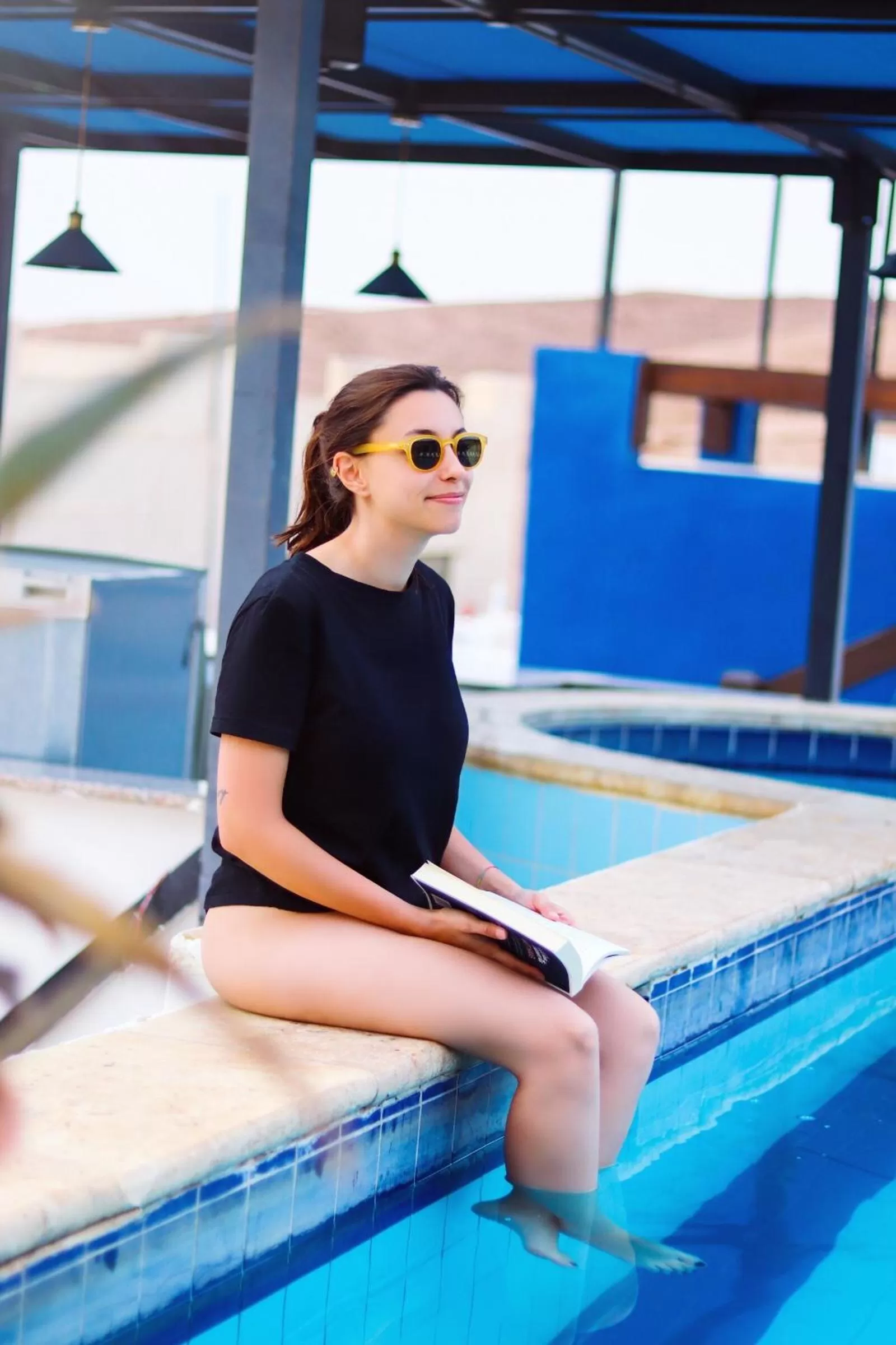 group of guests in Aqaba Adventure Divers Resort & Dive Center