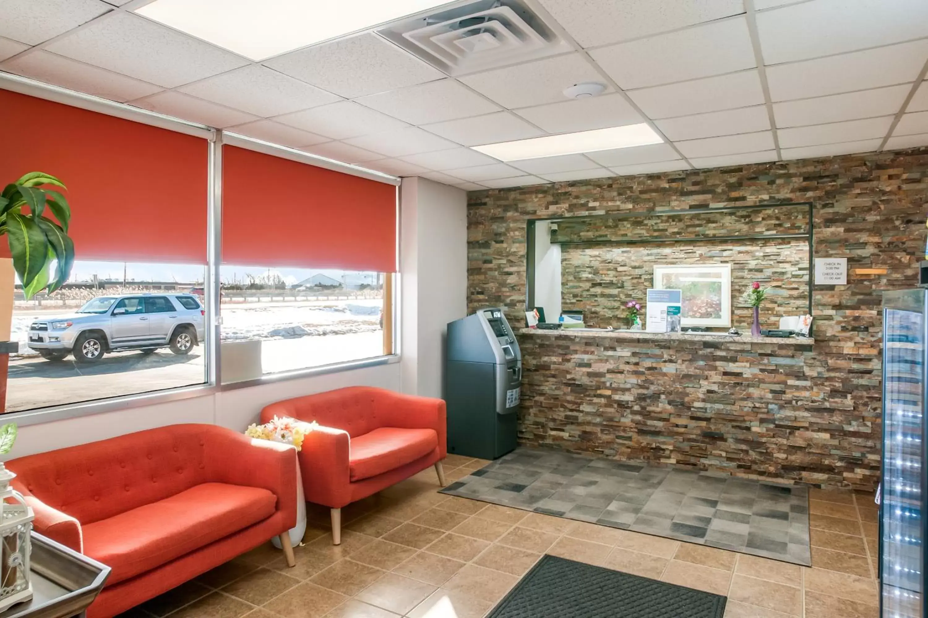 Lobby or reception in Suburban Studios Neenah