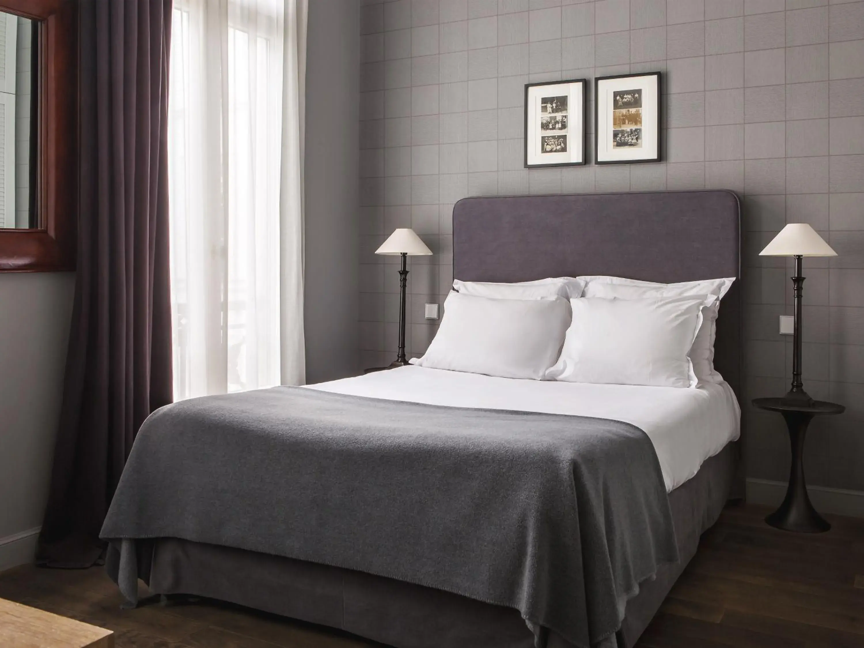 Bedroom, Bed in Newhotel Roblin