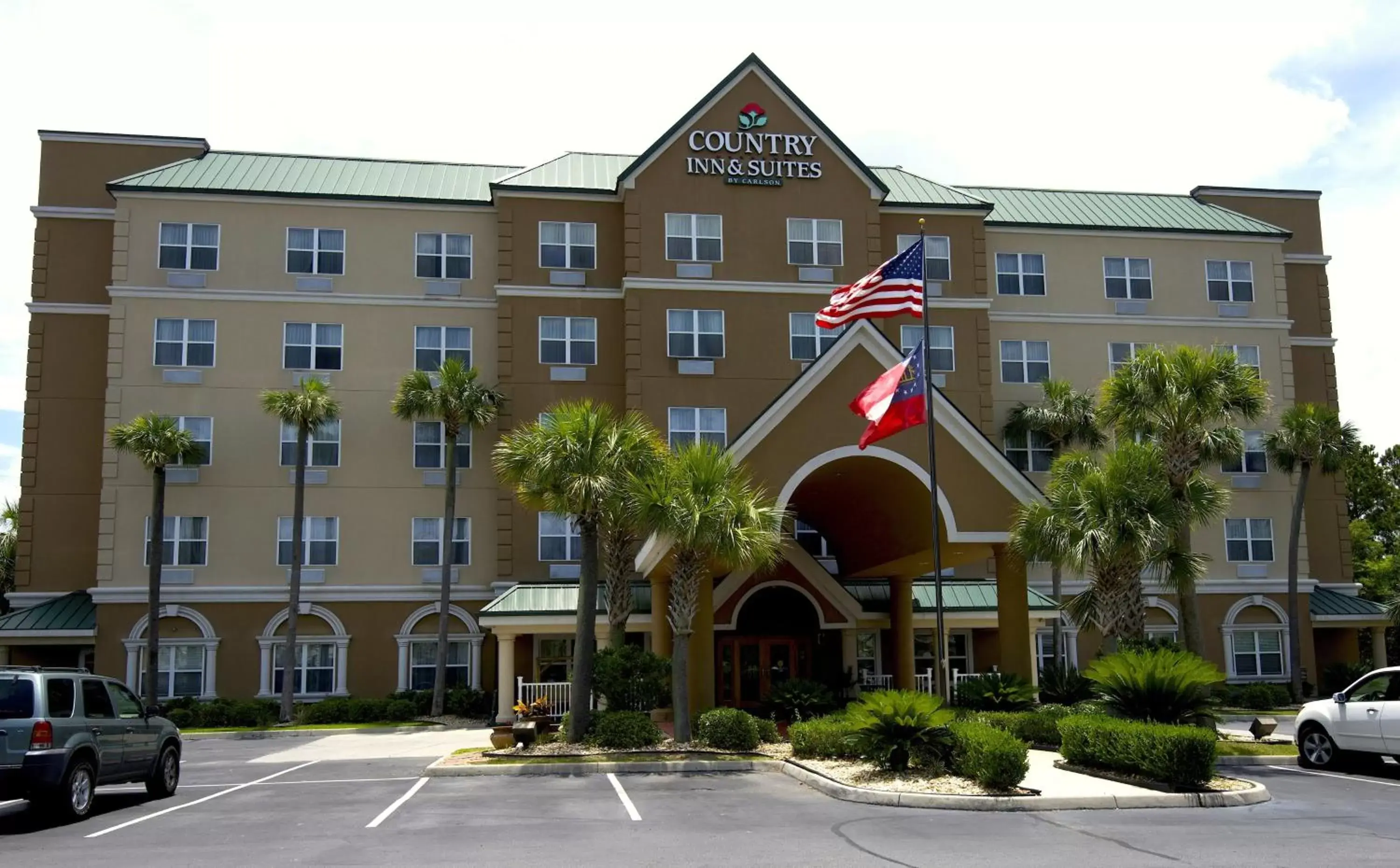 Facade/entrance, Property Building in Country Inn & Suites by Radisson, Valdosta, GA - NEWLY RENOVATED