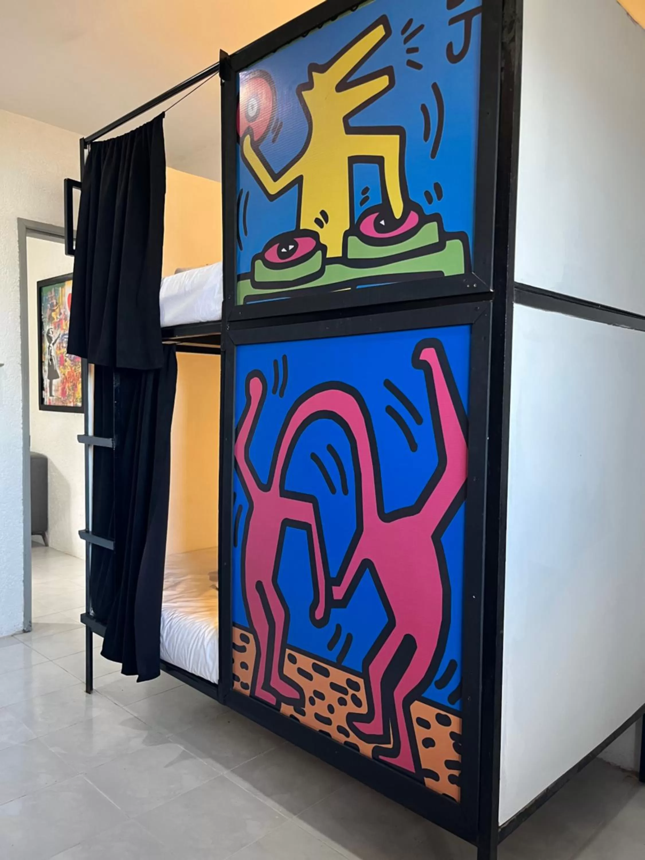 bunk bed in Aruma Art House Hotel Boutique