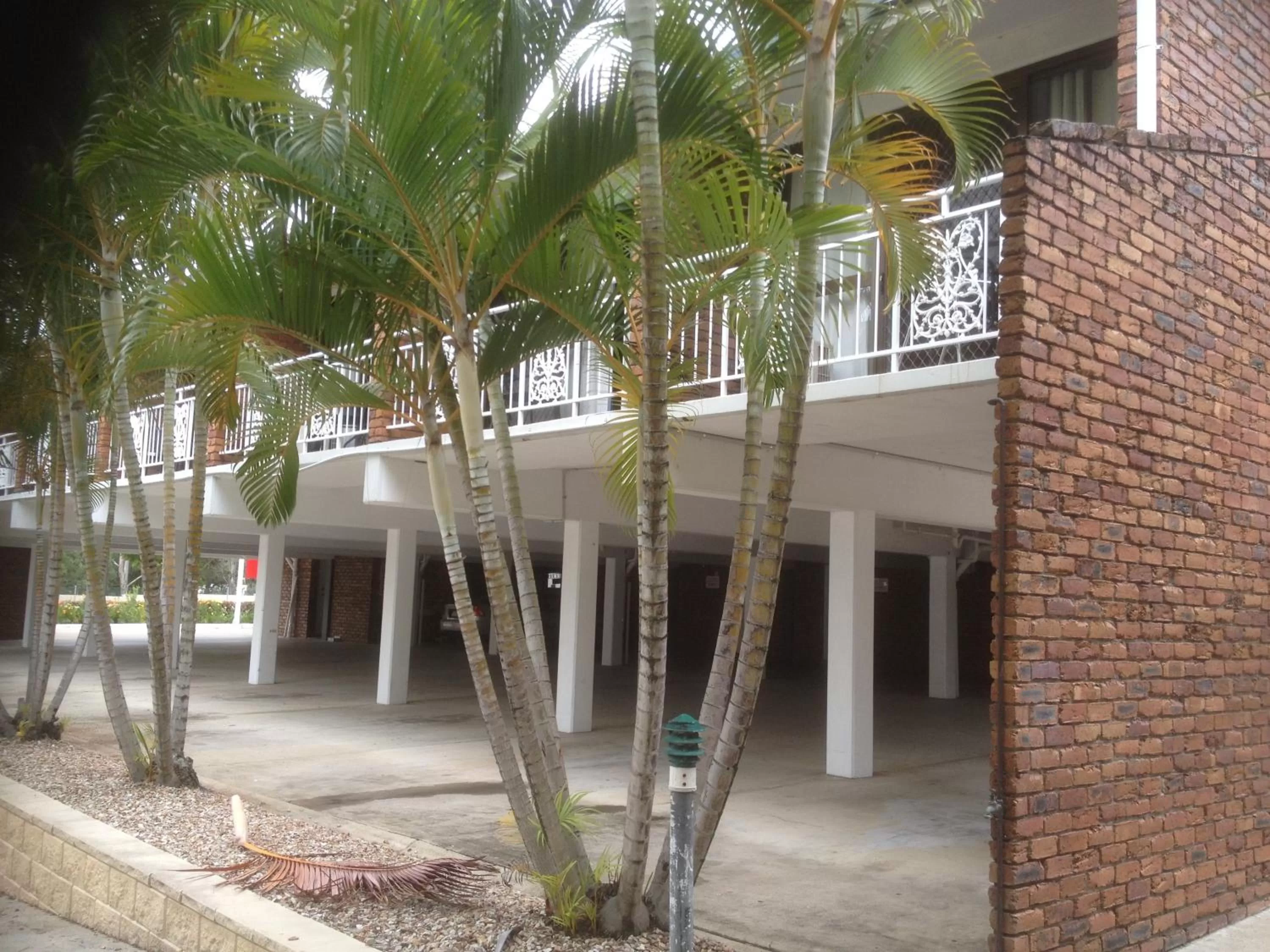 Property building in Logan City Motor Inn