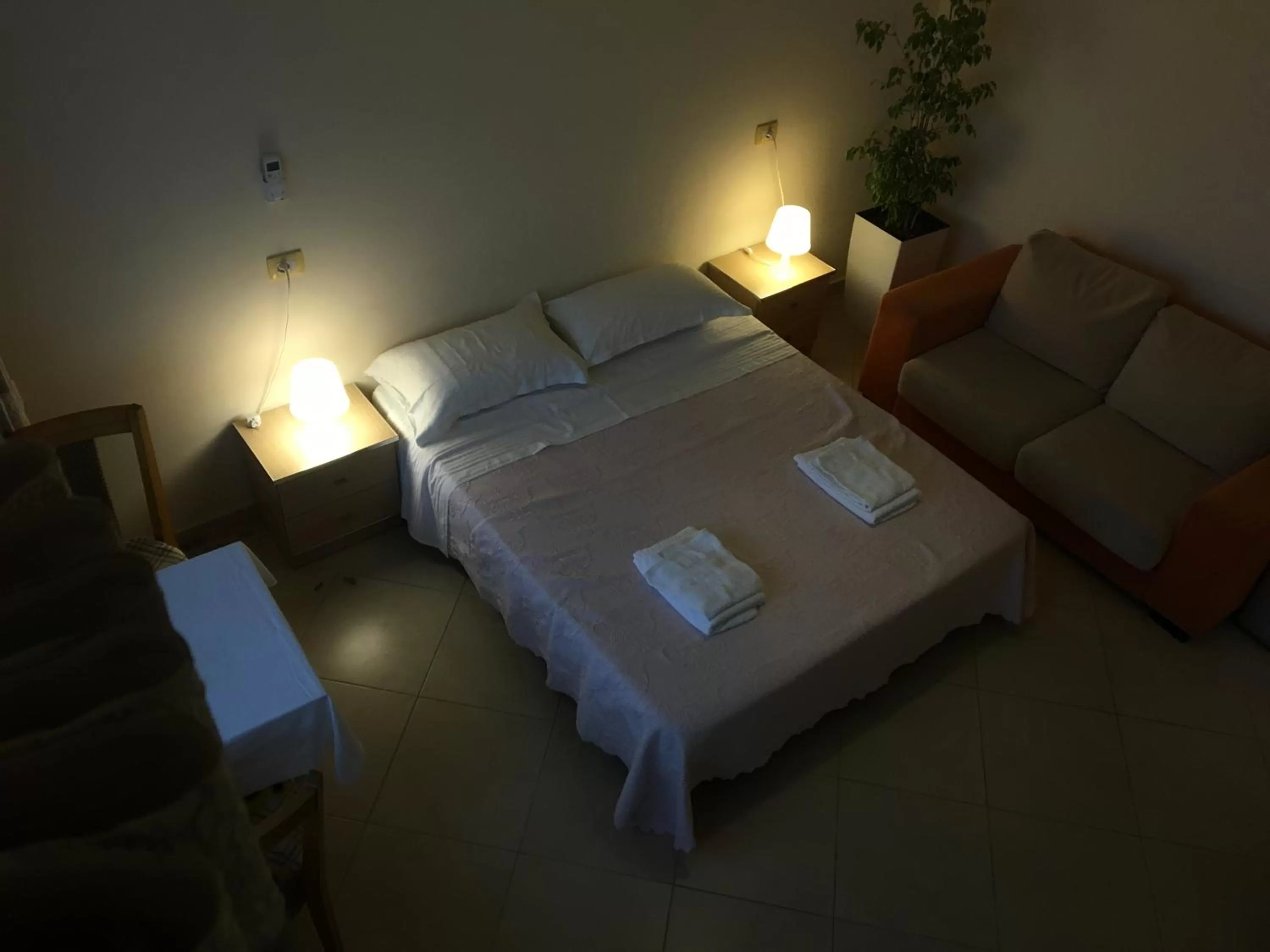 Bed in Vila Rahmi & Veli Dervishaj