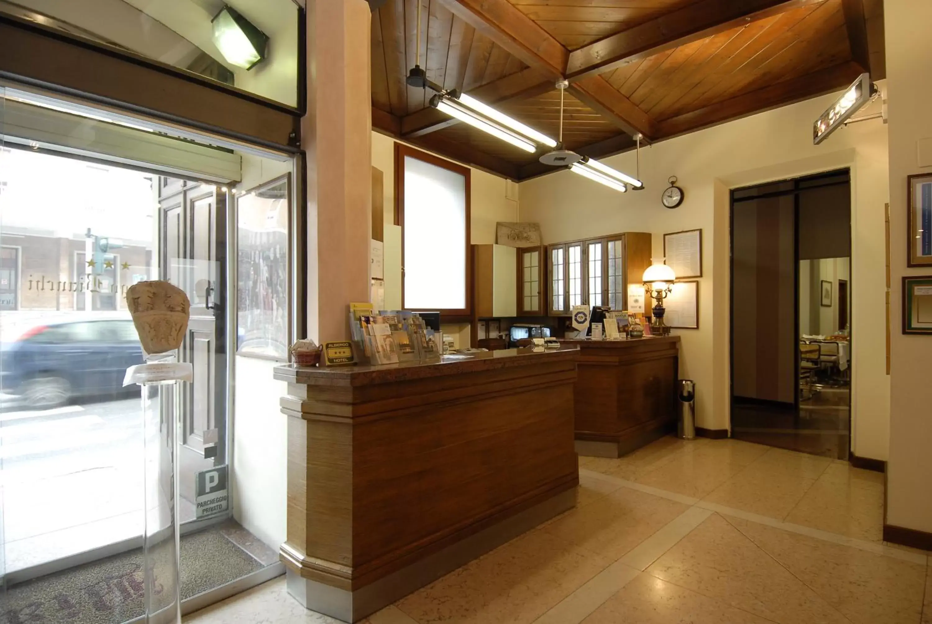 Lobby or reception in Albergo Bianchi Stazione Lobby or reception in Albergo Bianchi Stazione