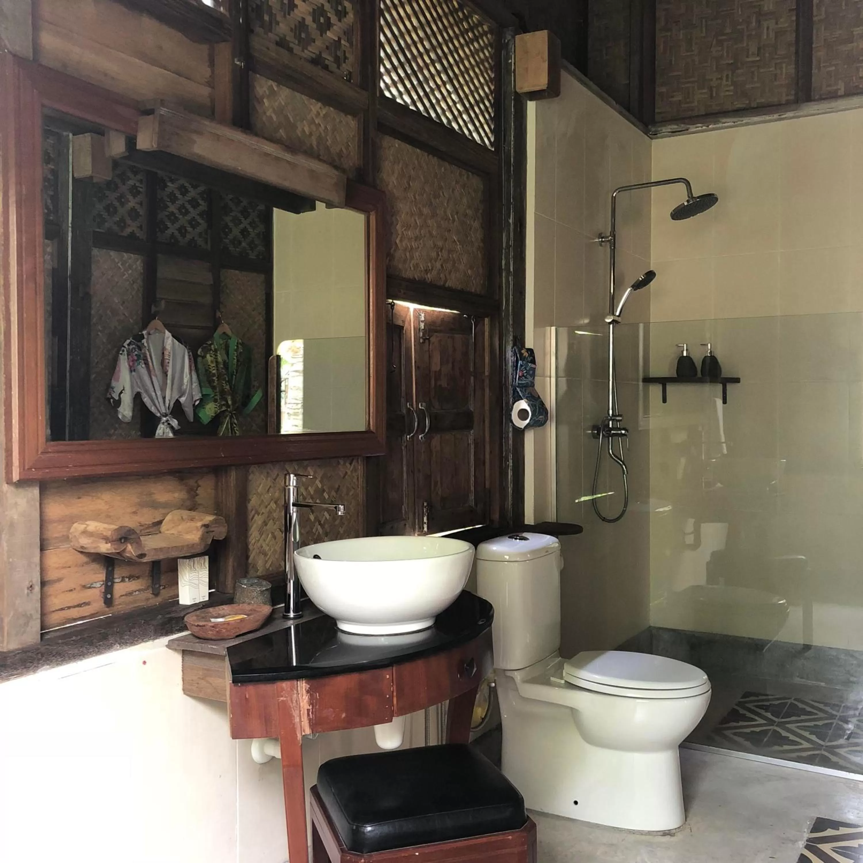 Shower in Kunang Kunang Heritage Villas