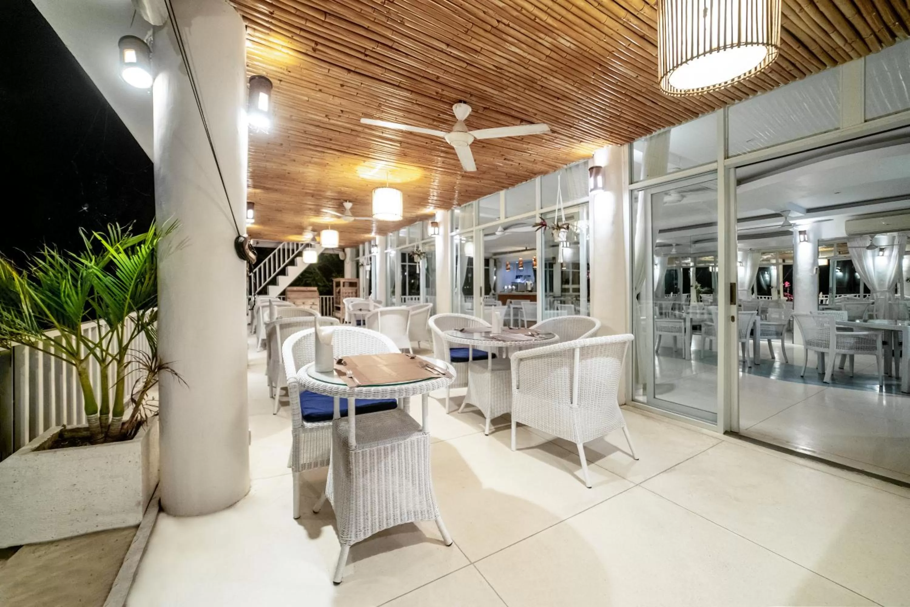 Restaurant/places to eat in Seri Resort Gili Meno - Adults Only