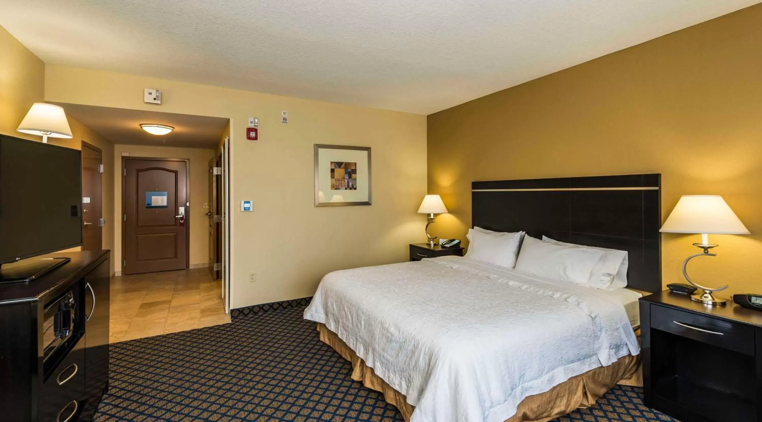 Bed in Hampton Inn & Suites Jacksonville South - Bartram Park