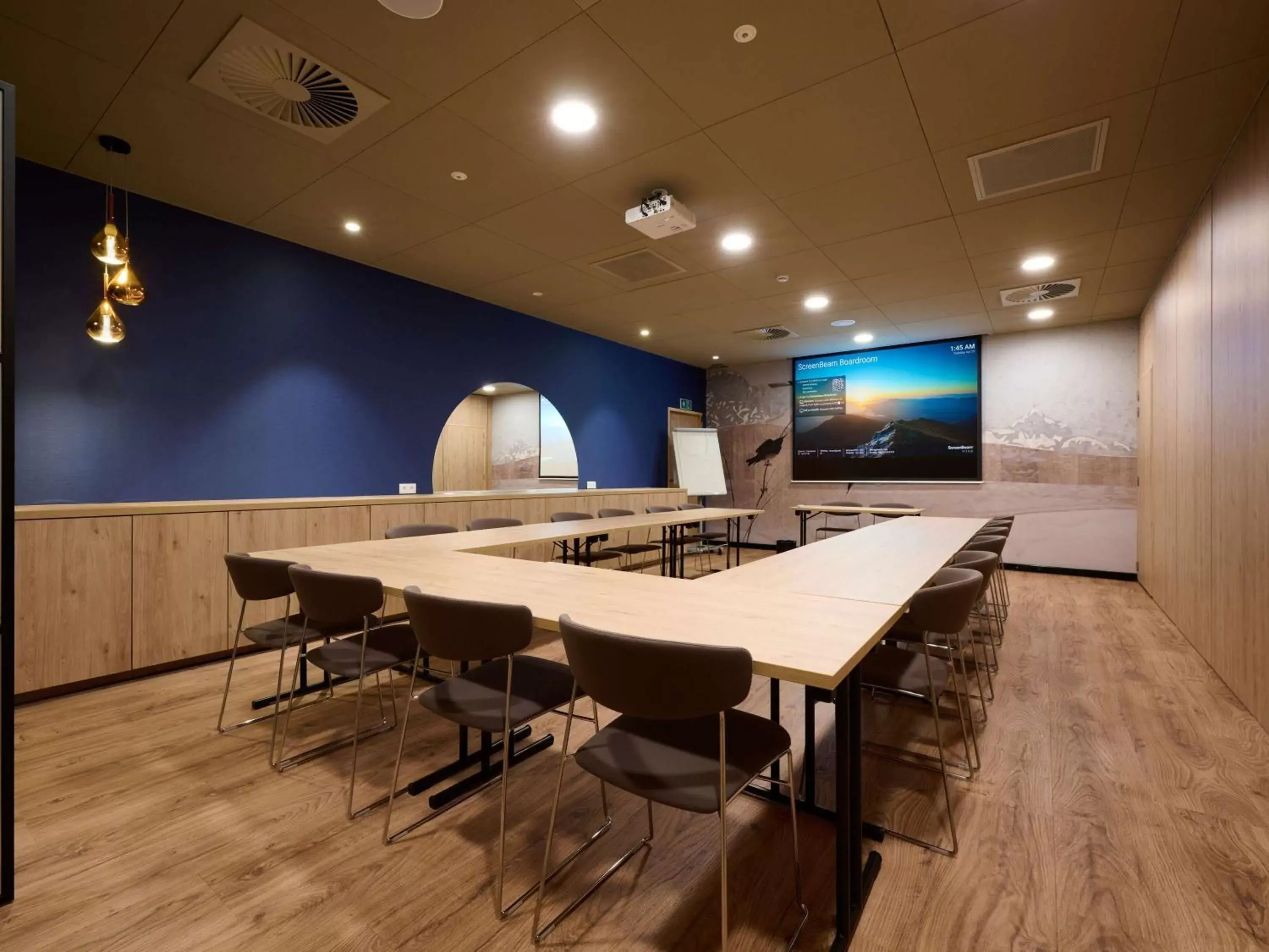 Meeting/conference room in Novotel Ieper Centrum