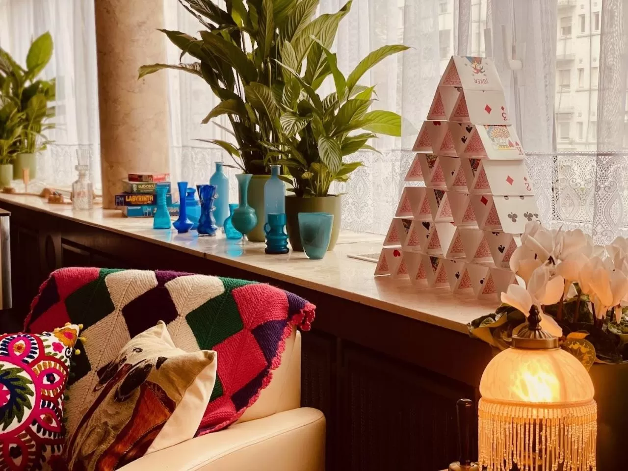 Decorative detail in Tante ALMA's Mannheimer Hotel