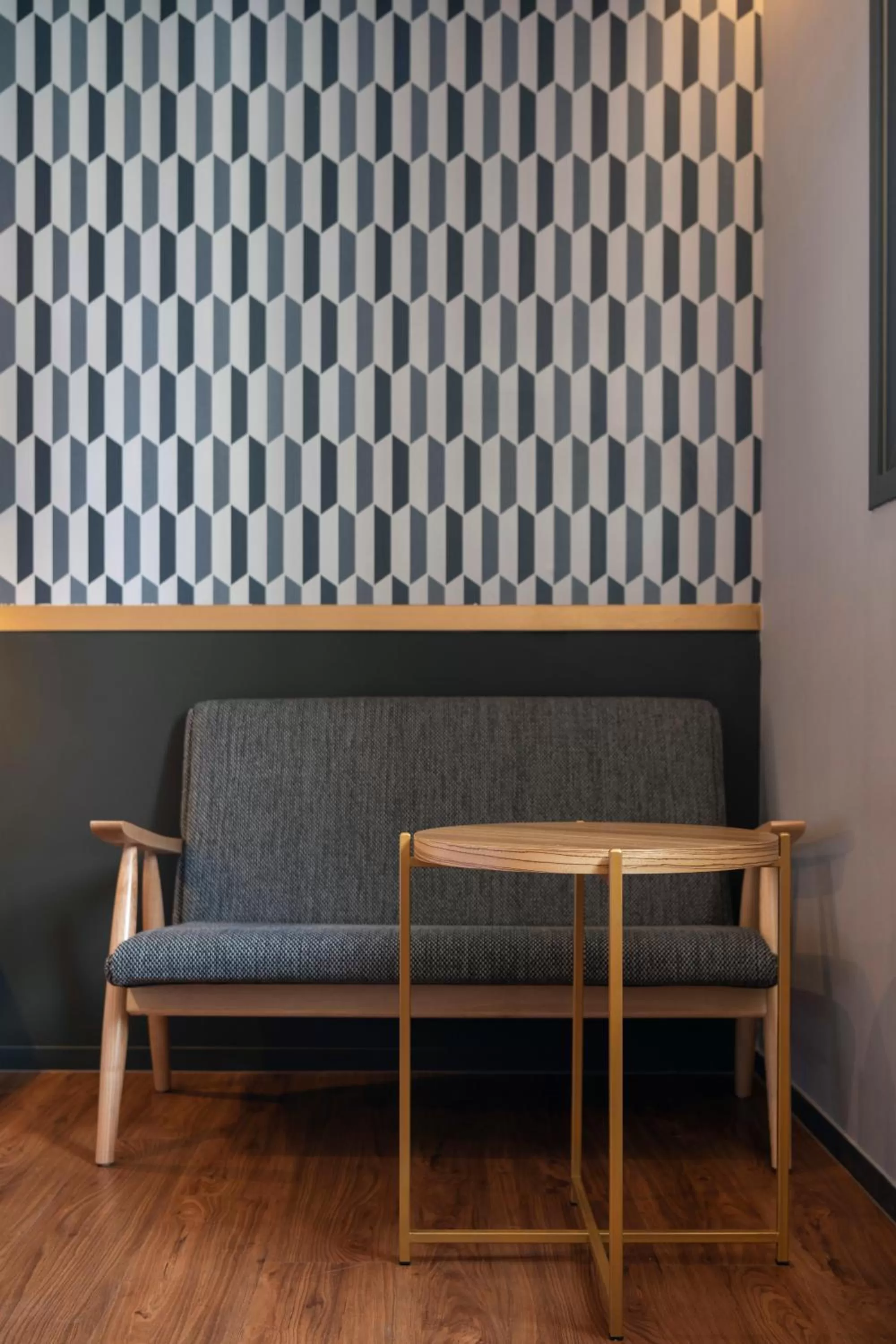 Seomyeon Brown-dot hotel Gold